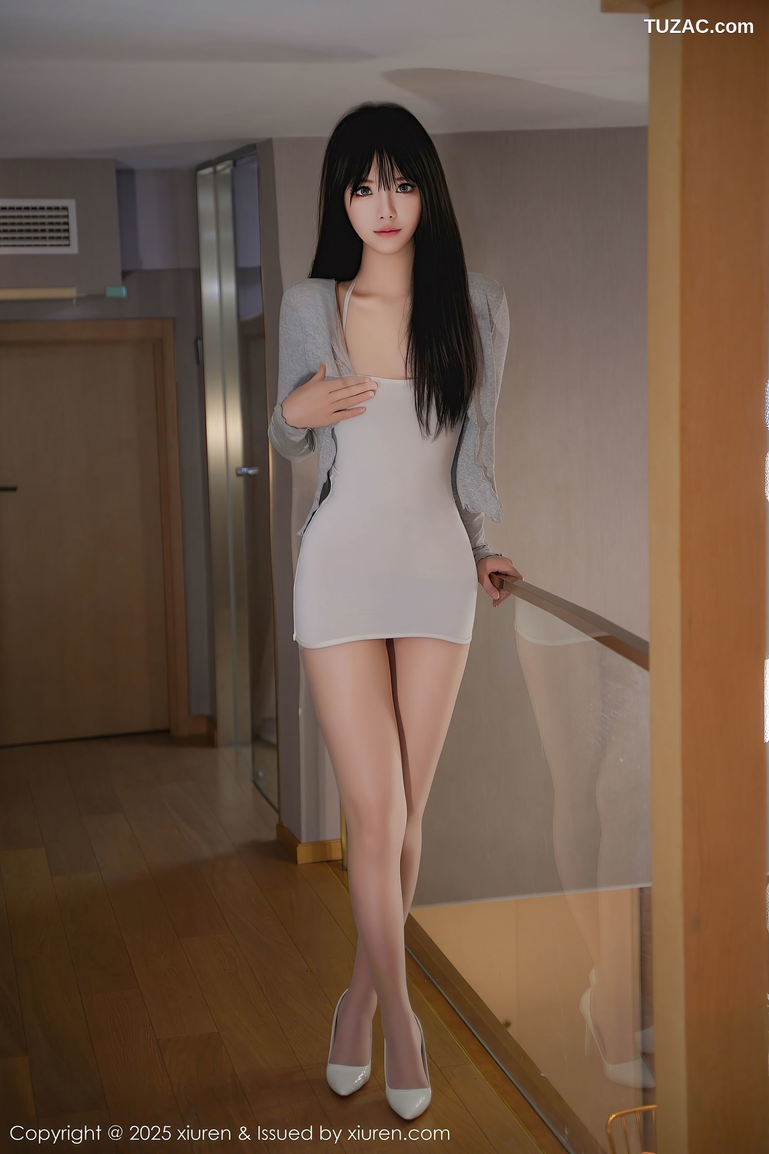 XiuRen秀人网-9711-沐言yanyan-白色吊带透视丝袜-2025.01.06