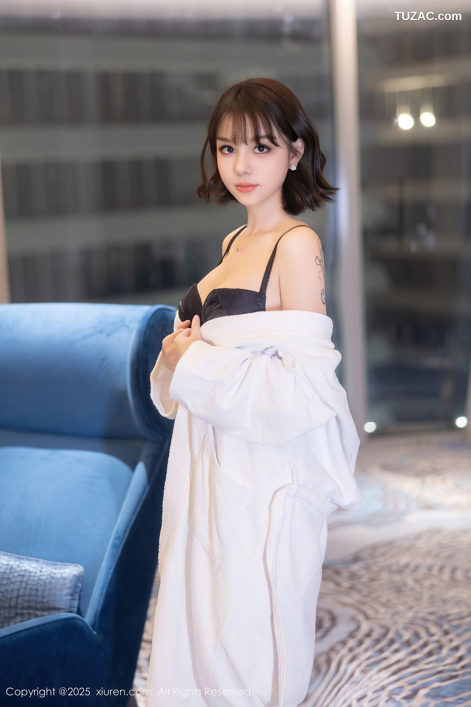 XiuRen秀人网-9713-黎苏苏-短发睡袍美女情趣黑蕾丝内衣-2025.01.06