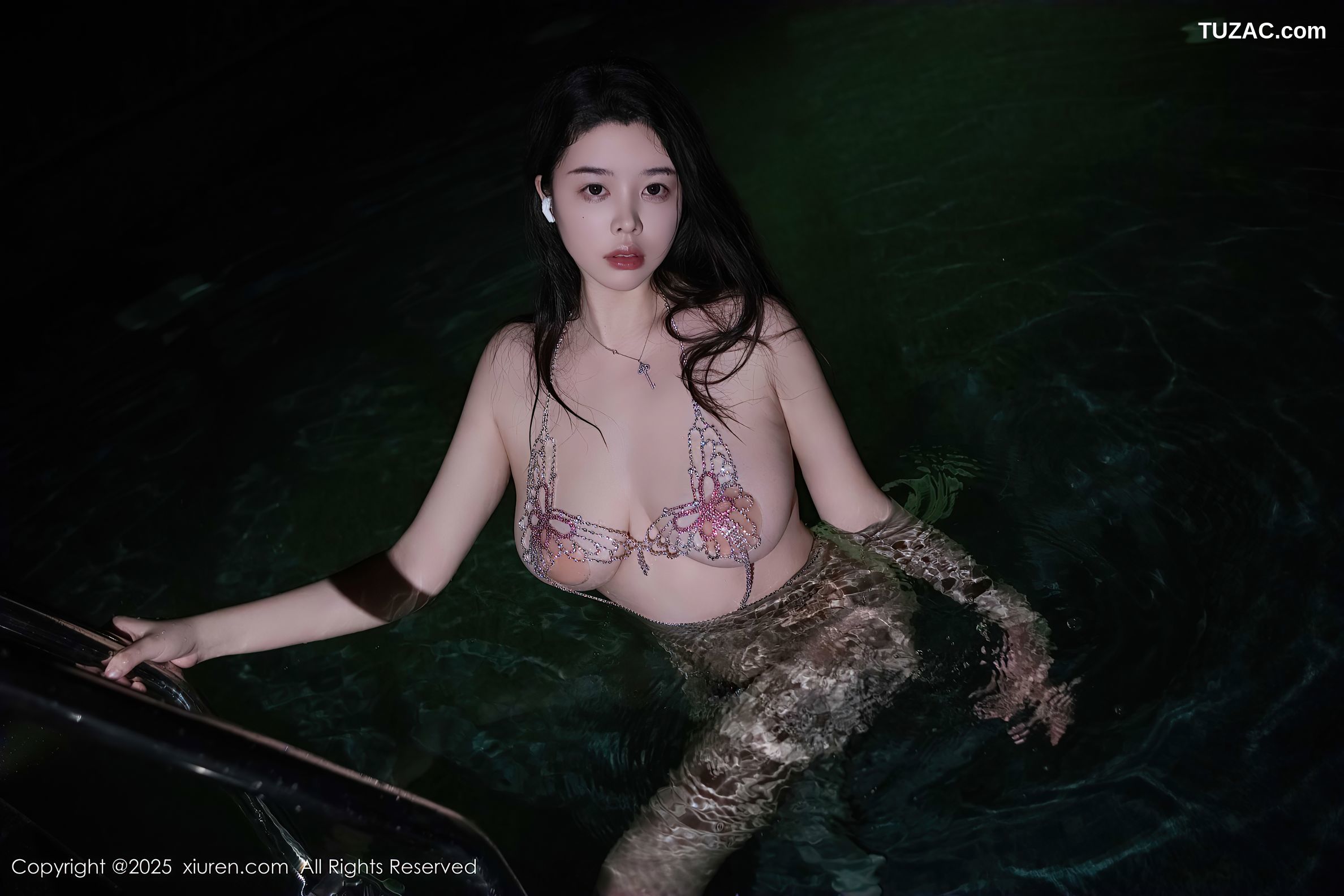 XiuRen秀人网-9720-樱桃小犊子-蕾蕾醒了没-模特合集姐妹花夜色泳池情趣内衣湿身爆乳-2025.01.07