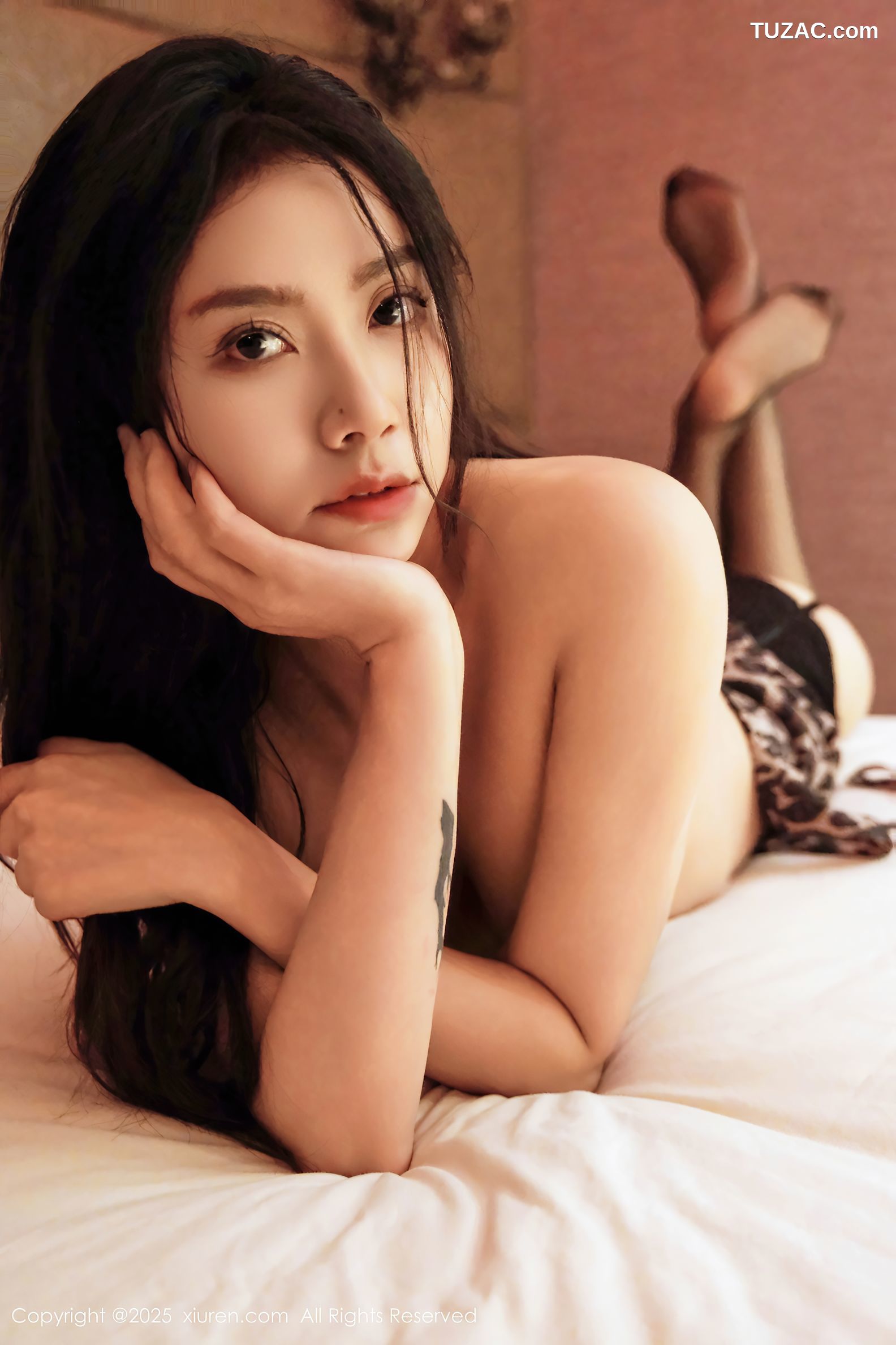 XiuRen秀人网-9721-方子萱-性感豹纹长裙-2025.01.07