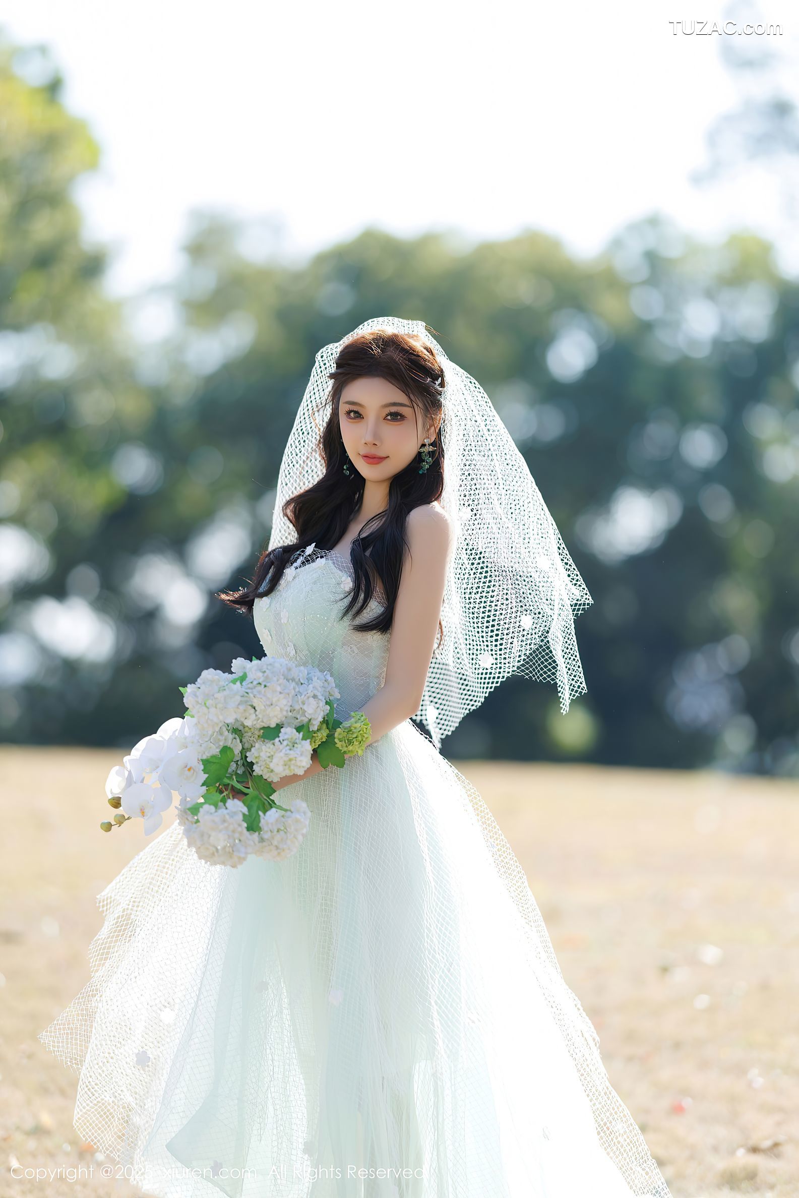 XiuRen秀人网-9722-杨晨晨Yome-婚纱写真白色蕾丝-情趣黑蕾丝内衣-2025.01.07