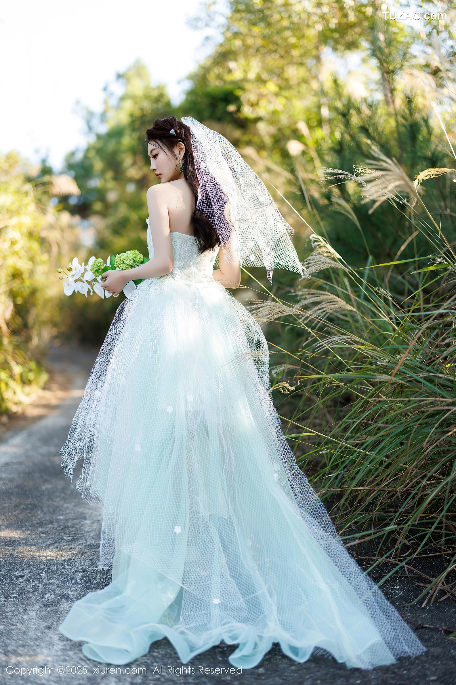 XiuRen秀人网-9722-杨晨晨Yome-婚纱写真白色蕾丝-情趣黑蕾丝内衣-2025.01.07