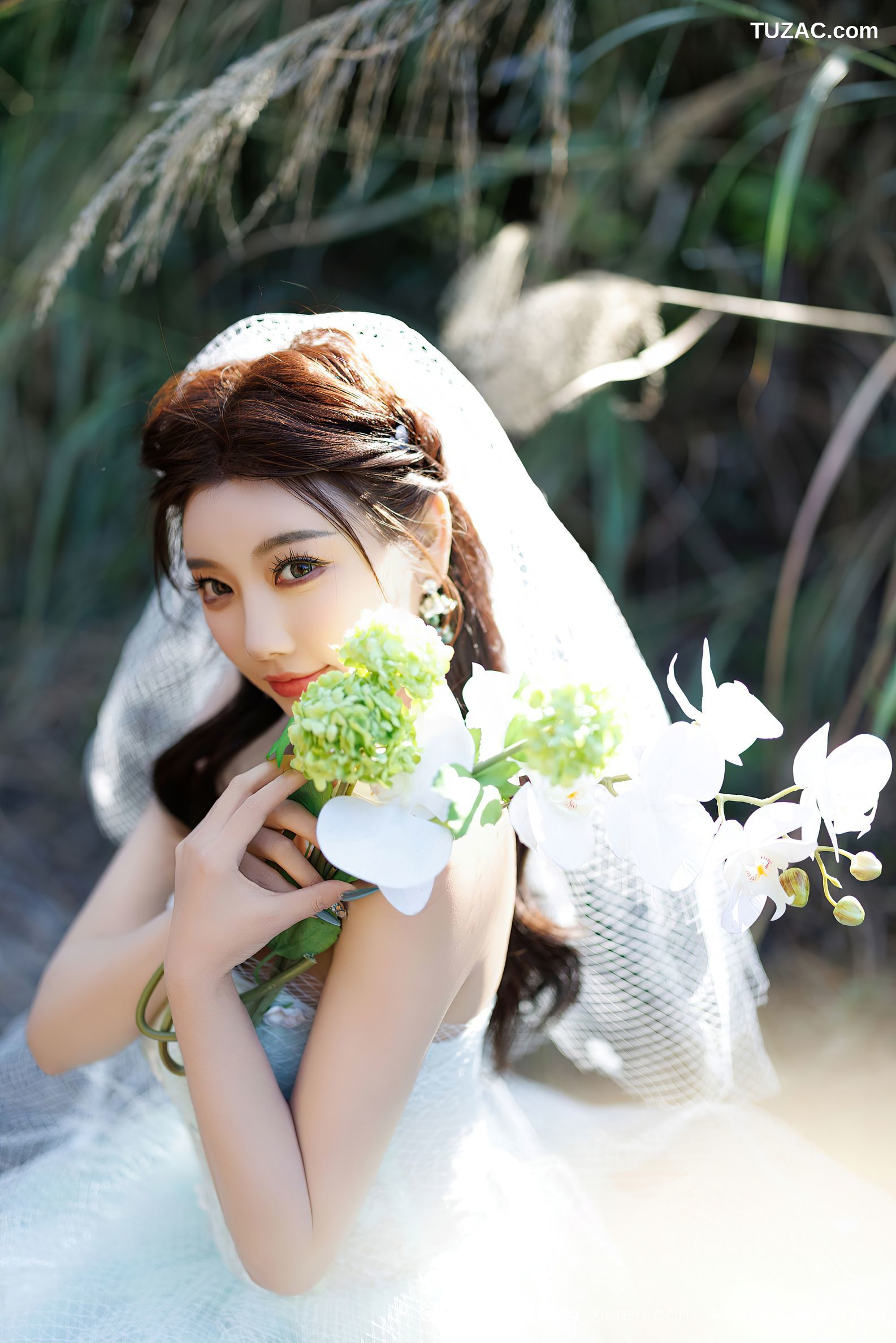 XiuRen秀人网-9722-杨晨晨Yome-婚纱写真白色蕾丝-情趣黑蕾丝内衣-2025.01.07