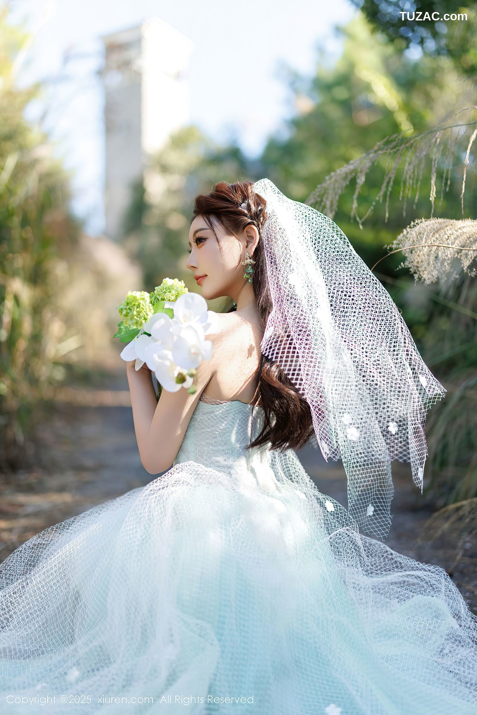 XiuRen秀人网-9722-杨晨晨Yome-婚纱写真白色蕾丝-情趣黑蕾丝内衣-2025.01.07