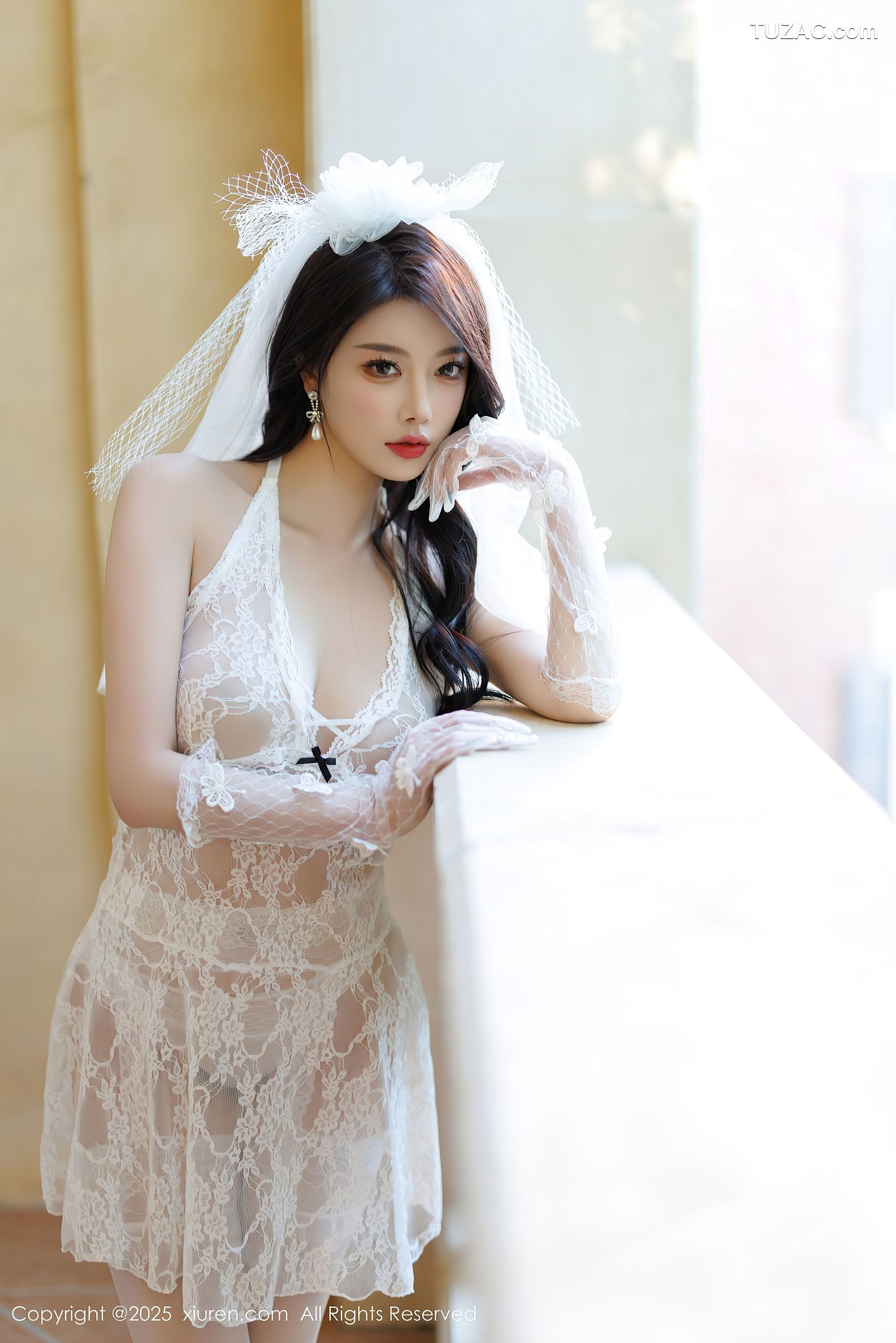 XiuRen秀人网-9722-杨晨晨Yome-婚纱写真白色蕾丝-情趣黑蕾丝内衣-2025.01.07