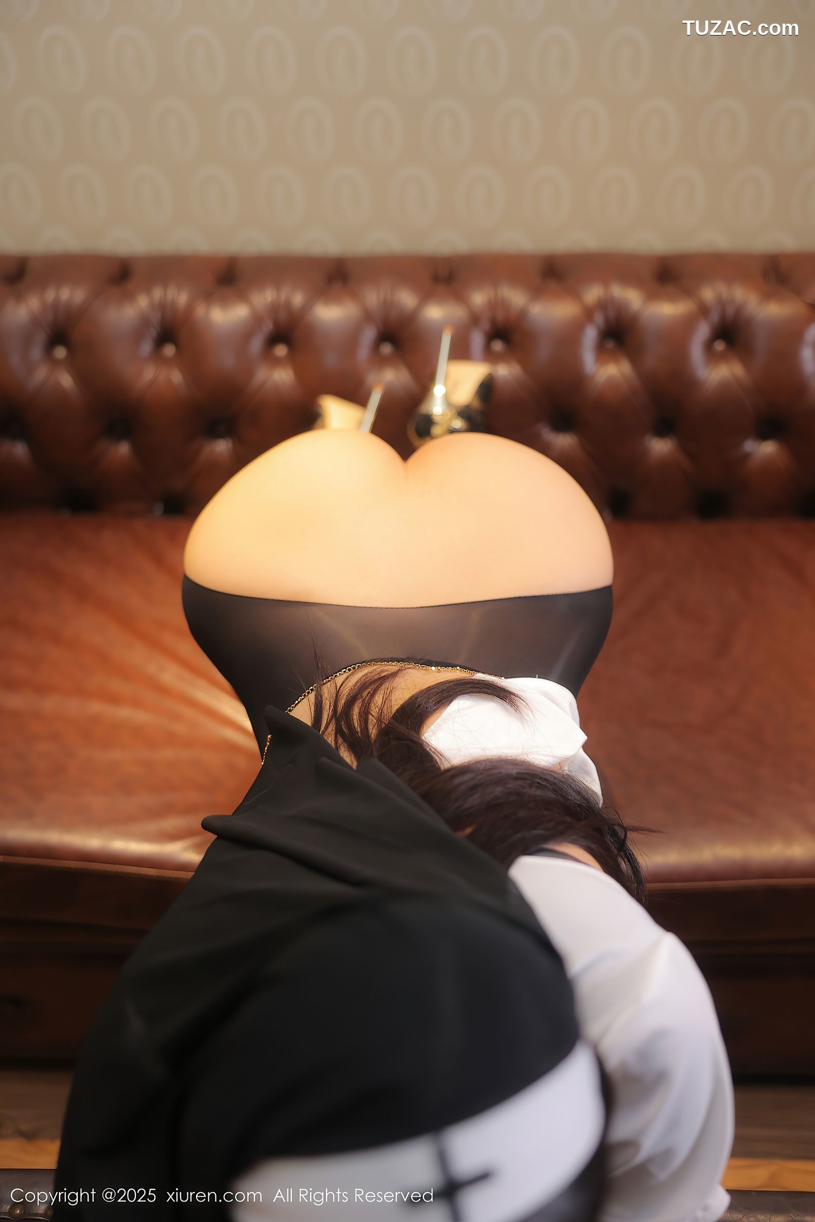 XiuRen秀人网-9723-小蛮妖Yummy-情趣修女服肛塞泡泡浴湿身-2025.01.07