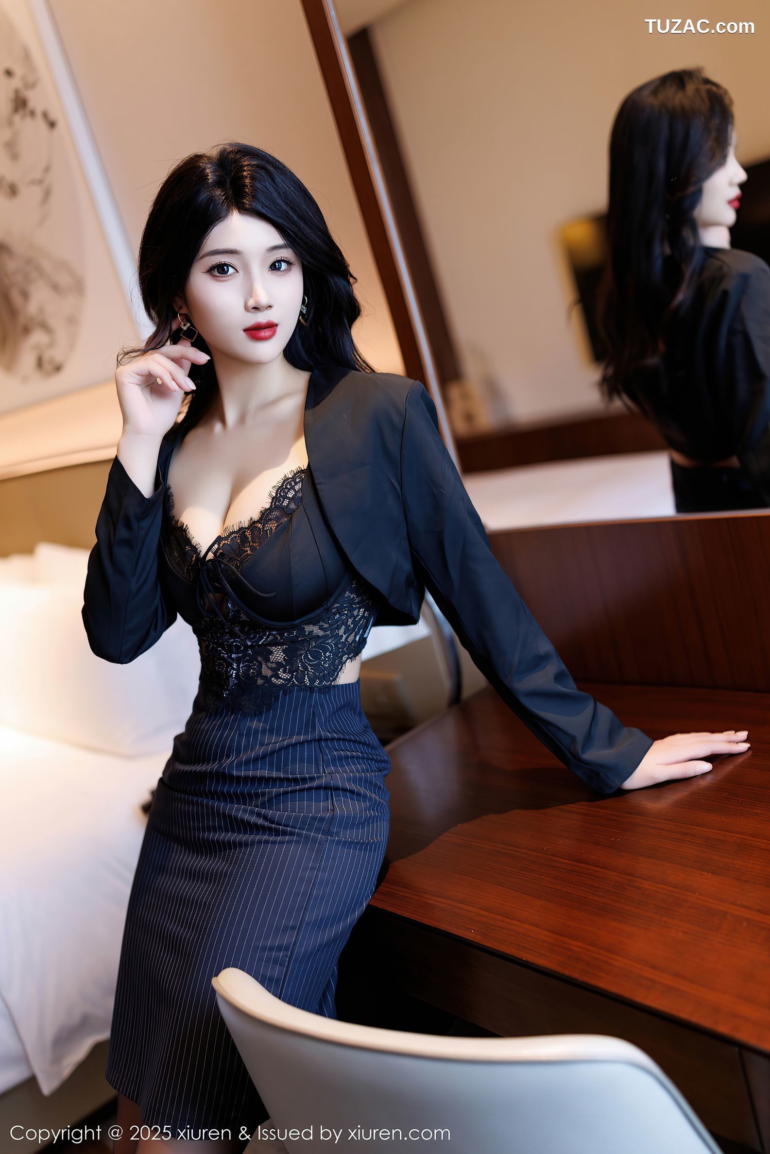 XiuRen秀人网-9728-南乔-黑短裙黑蕾丝内衣-红色比基尼-2025.01.08