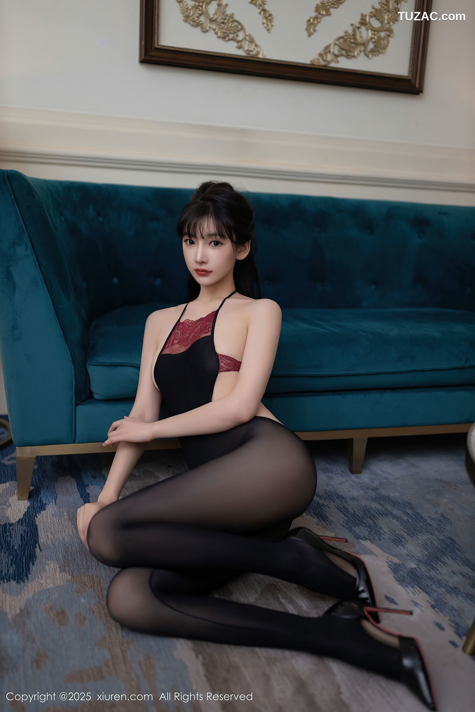 XiuRen秀人网-9735-陆萱萱-连体黑丝袜爆乳-2025.01.09