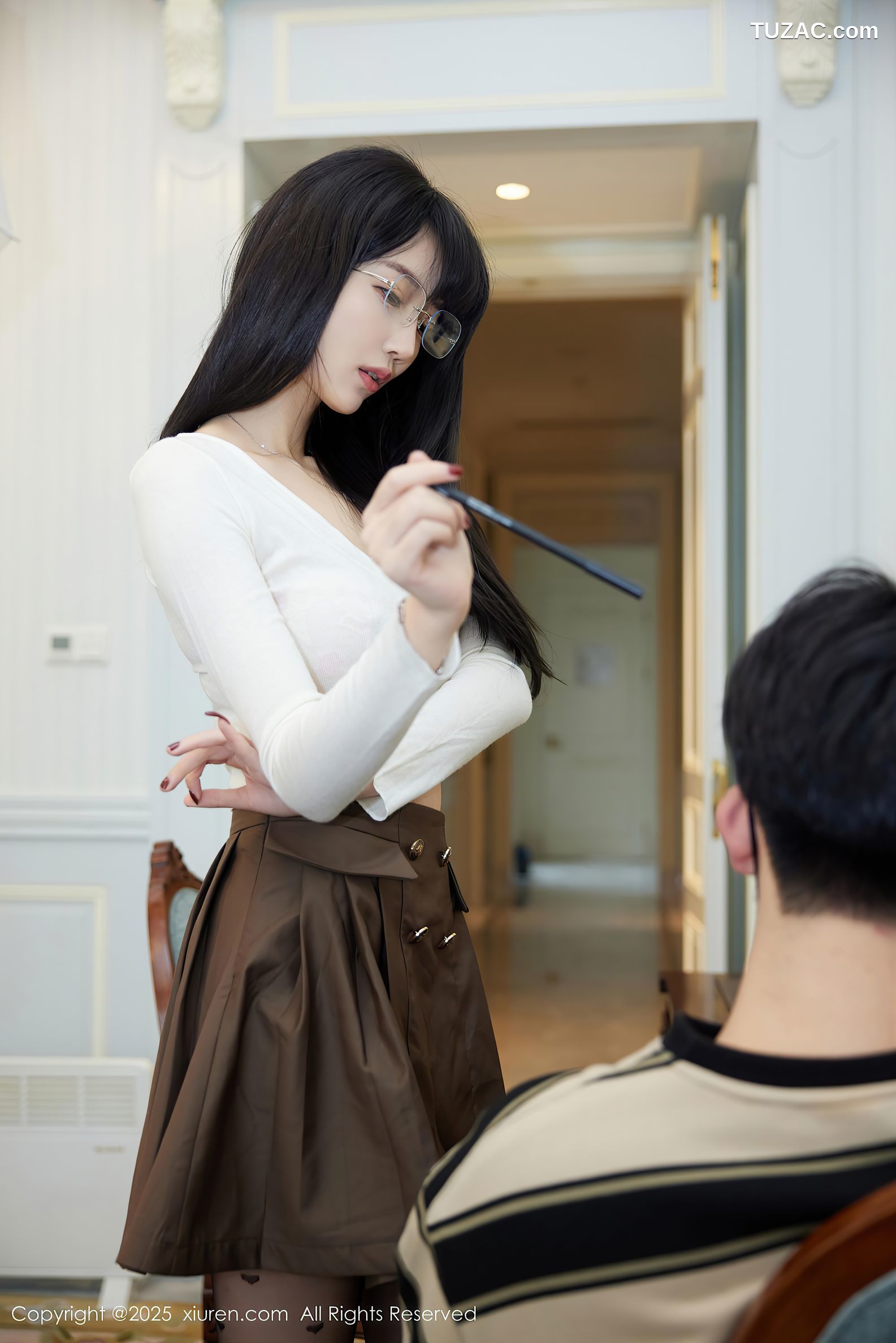 XiuRen秀人网-9737-玥儿玥er-美女家教迷晕剧情-2025.01.10