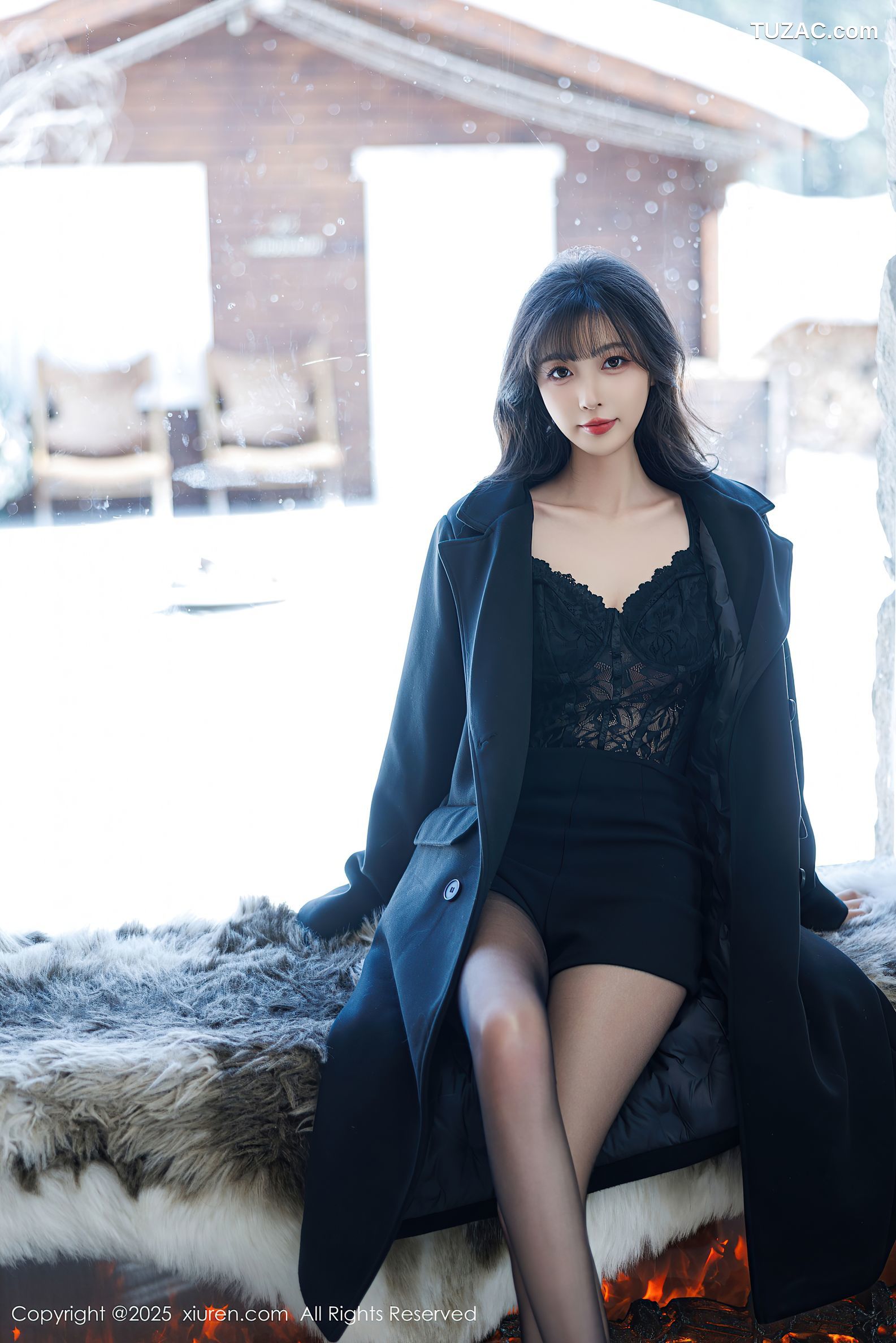 XiuRen秀人网-9749-林星阑-雪地黑大衣-情趣内衣黑丝-2025.01.13