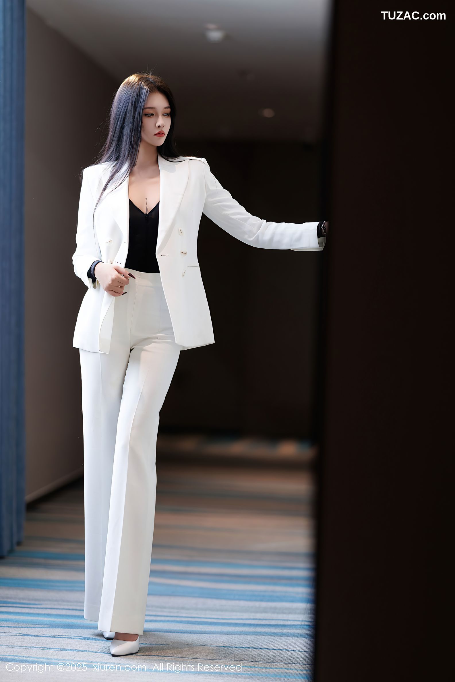 XiuRen秀人网-9755-娜比-OL白色西服套装黑丝连体内衣-2025.01.14