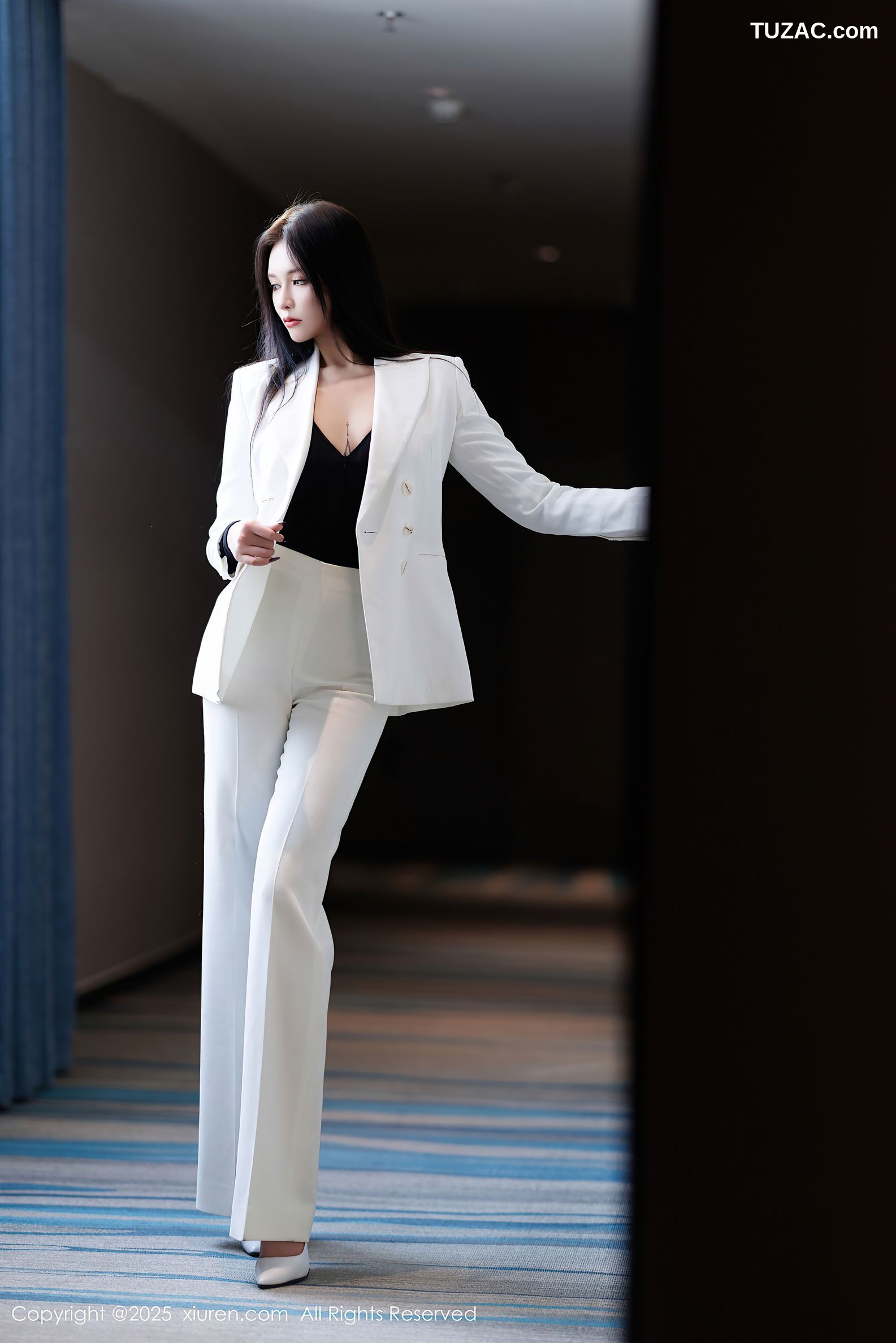 XiuRen秀人网-9755-娜比-OL白色西服套装黑丝连体内衣-2025.01.14