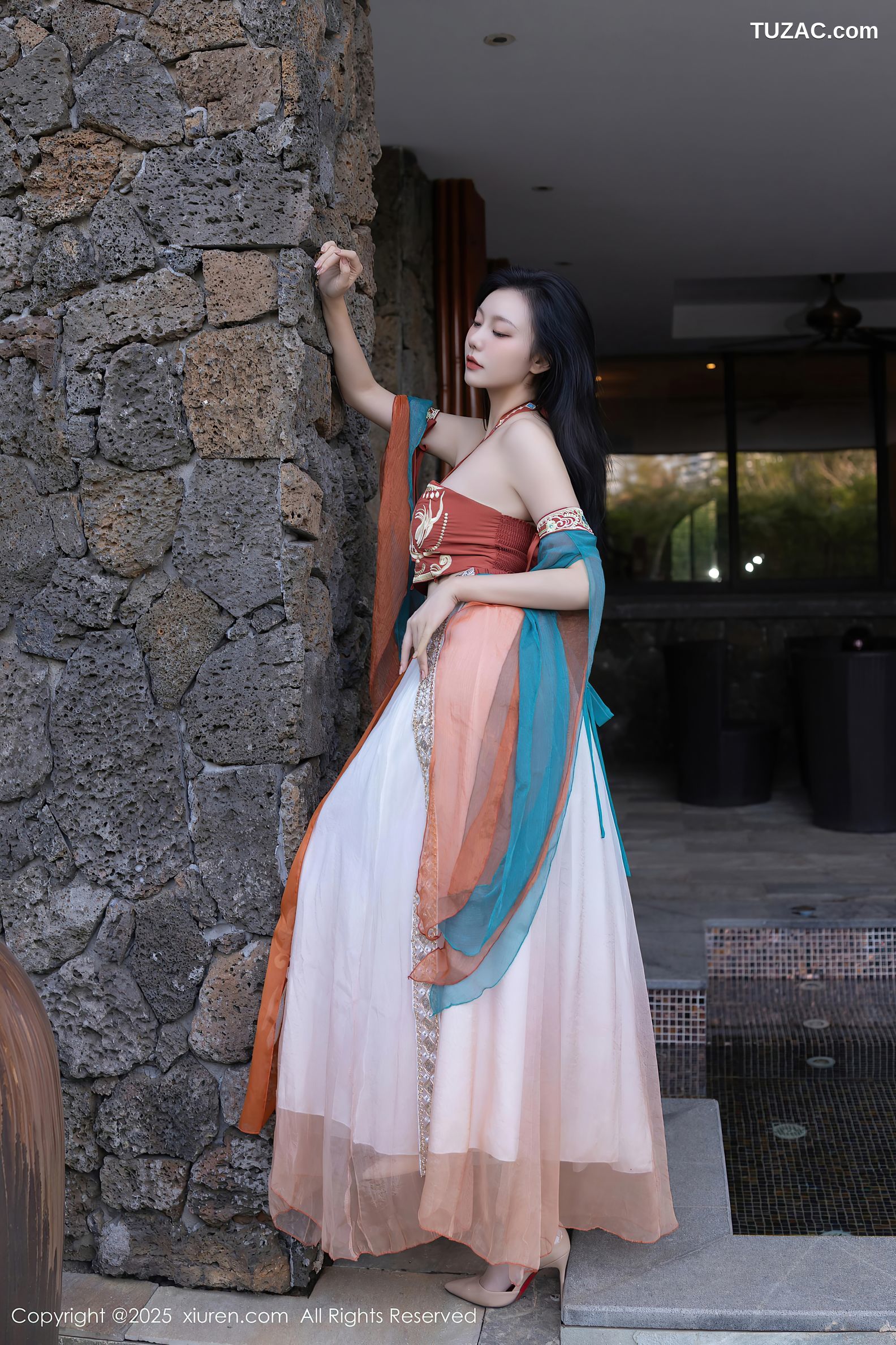 XiuRen秀人网-9757-安然anran-西域风古装抹胸长纱裙美乳-2025.01.14