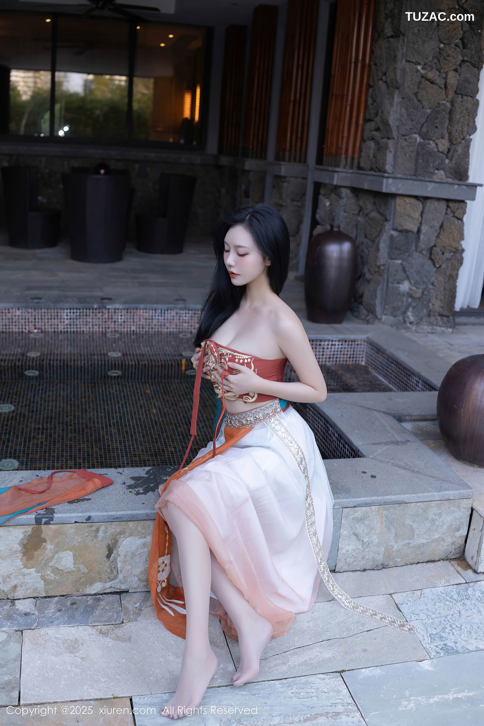 XiuRen秀人网-9757-安然anran-西域风古装抹胸长纱裙美乳-2025.01.14