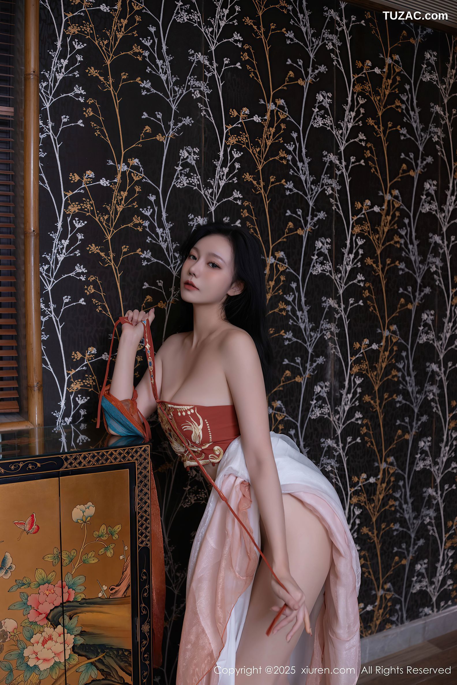 XiuRen秀人网-9757-安然anran-西域风古装抹胸长纱裙美乳-2025.01.14