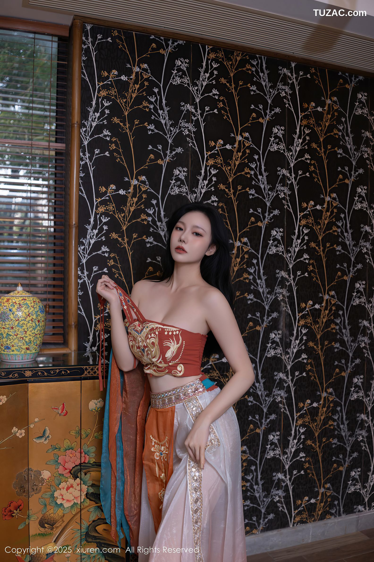 XiuRen秀人网-9757-安然anran-西域风古装抹胸长纱裙美乳-2025.01.14