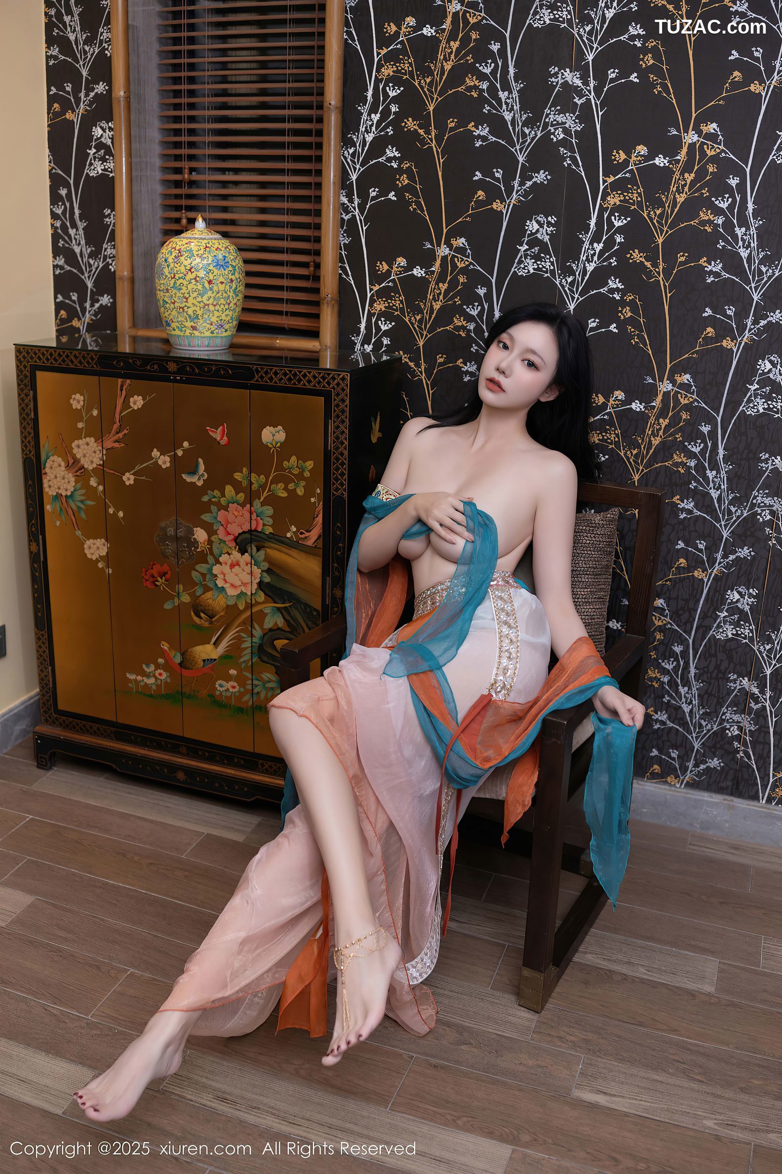 XiuRen秀人网-9757-安然anran-西域风古装抹胸长纱裙美乳-2025.01.14