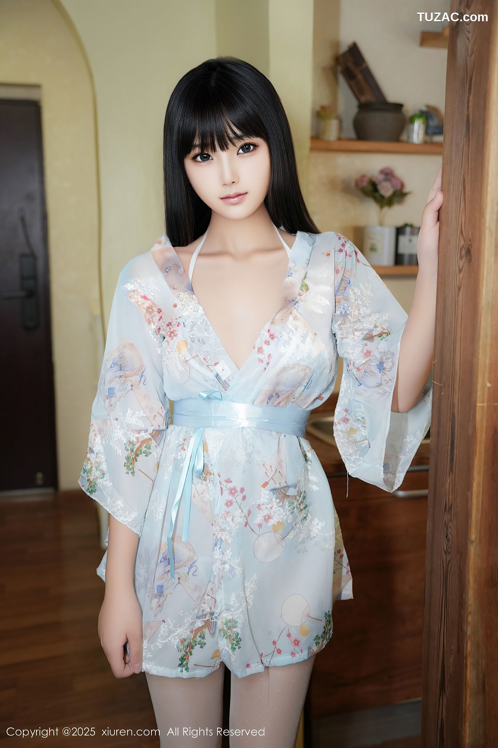 XiuRen秀人网-9760-姚若兮vay-轻透浅蓝碎花纱裙爆乳-2025.01.15