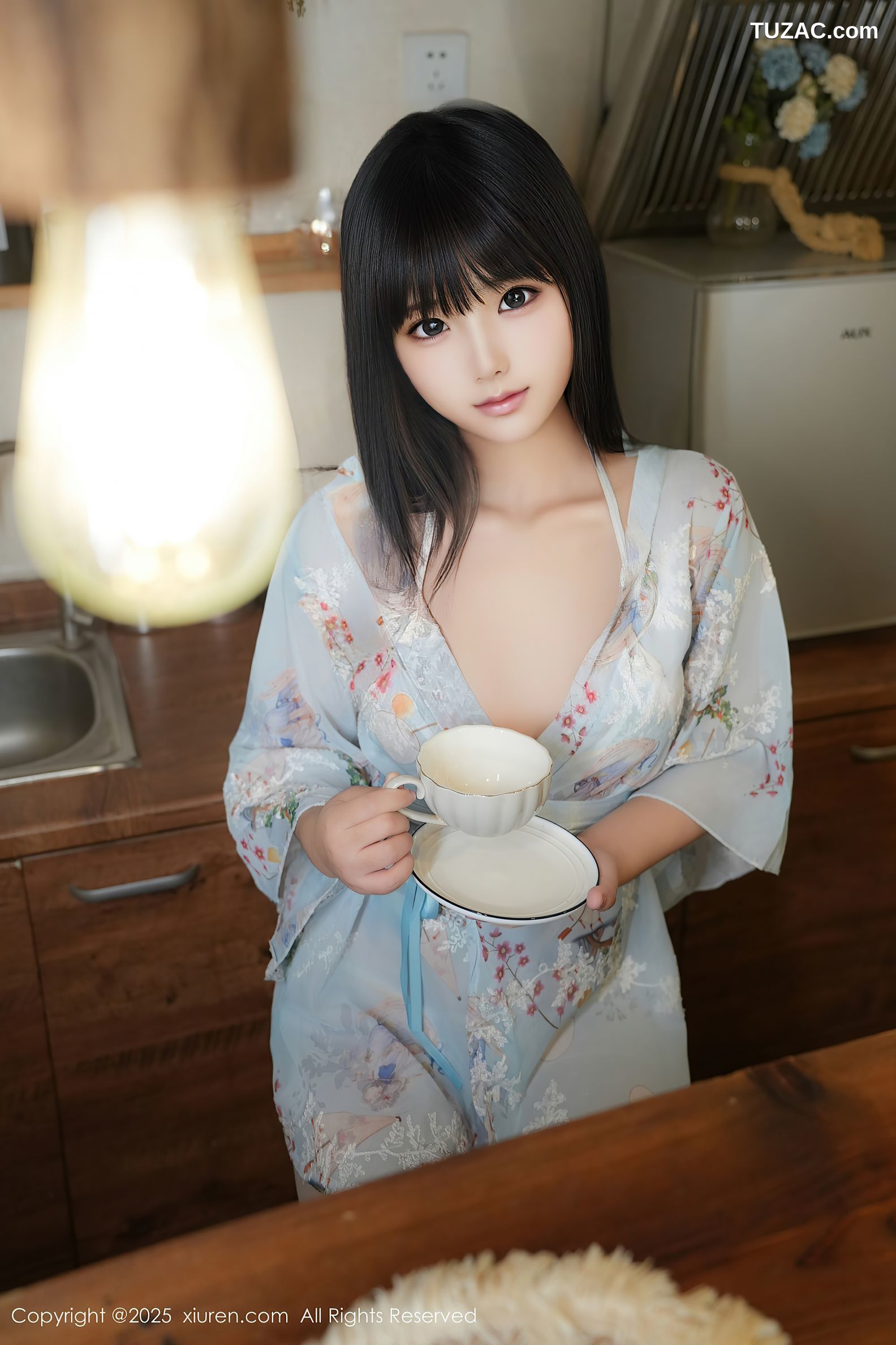 XiuRen秀人网-9760-姚若兮vay-轻透浅蓝碎花纱裙爆乳-2025.01.15