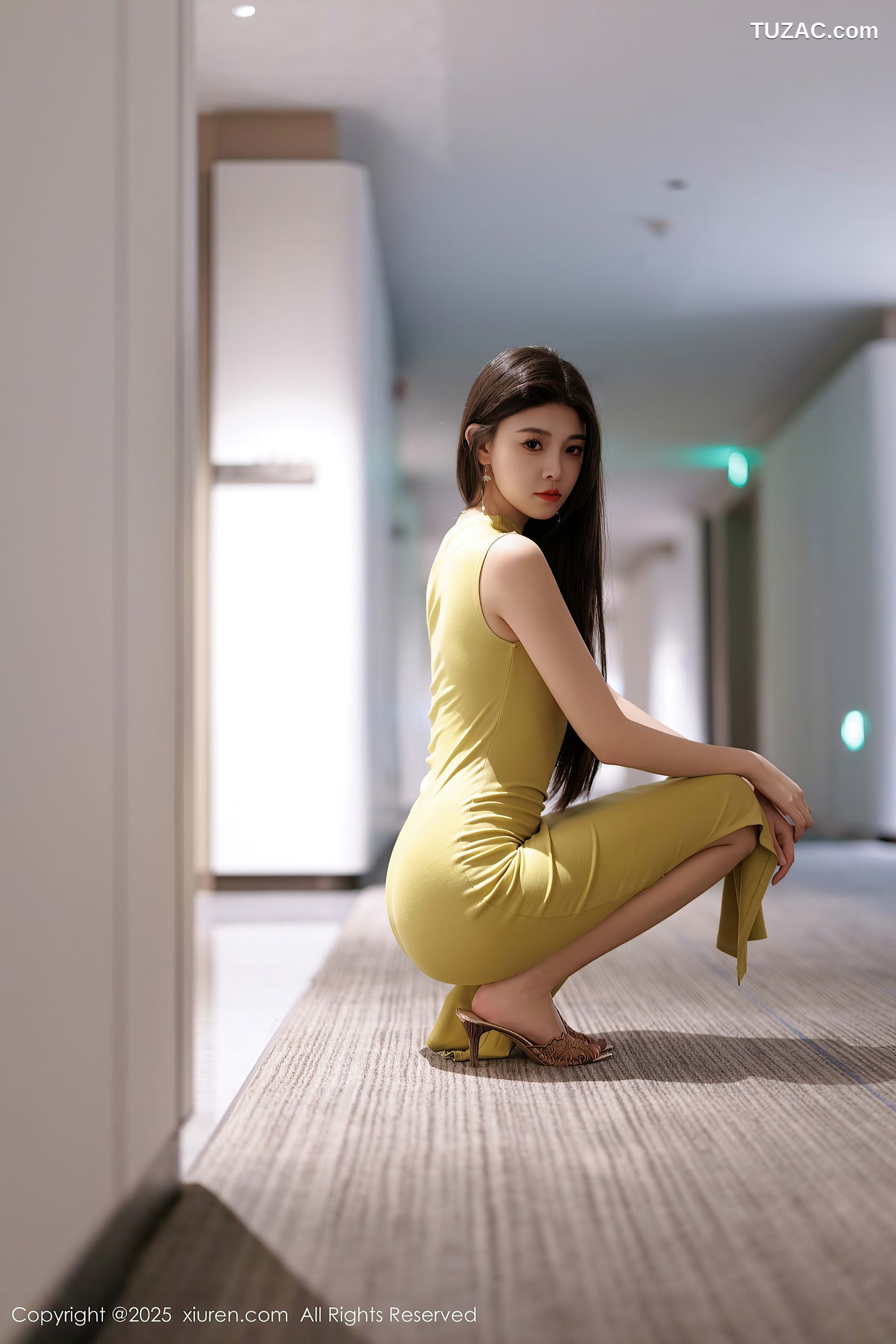 XiuRen秀人网-9761-初梦瑶-鹅黄连衣长裙黑蕾丝内衣-2025.01.15