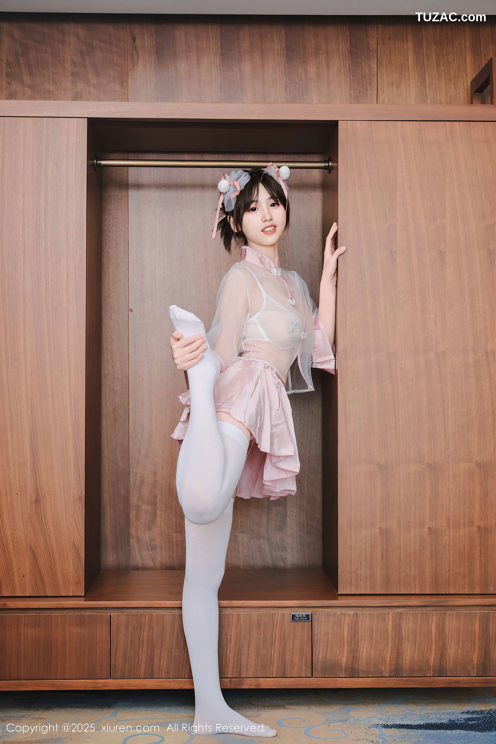 XiuRen秀人网-9763-奶芙乔乔-轻透薄纱蕾丝内衣爆乳-2025.01.15