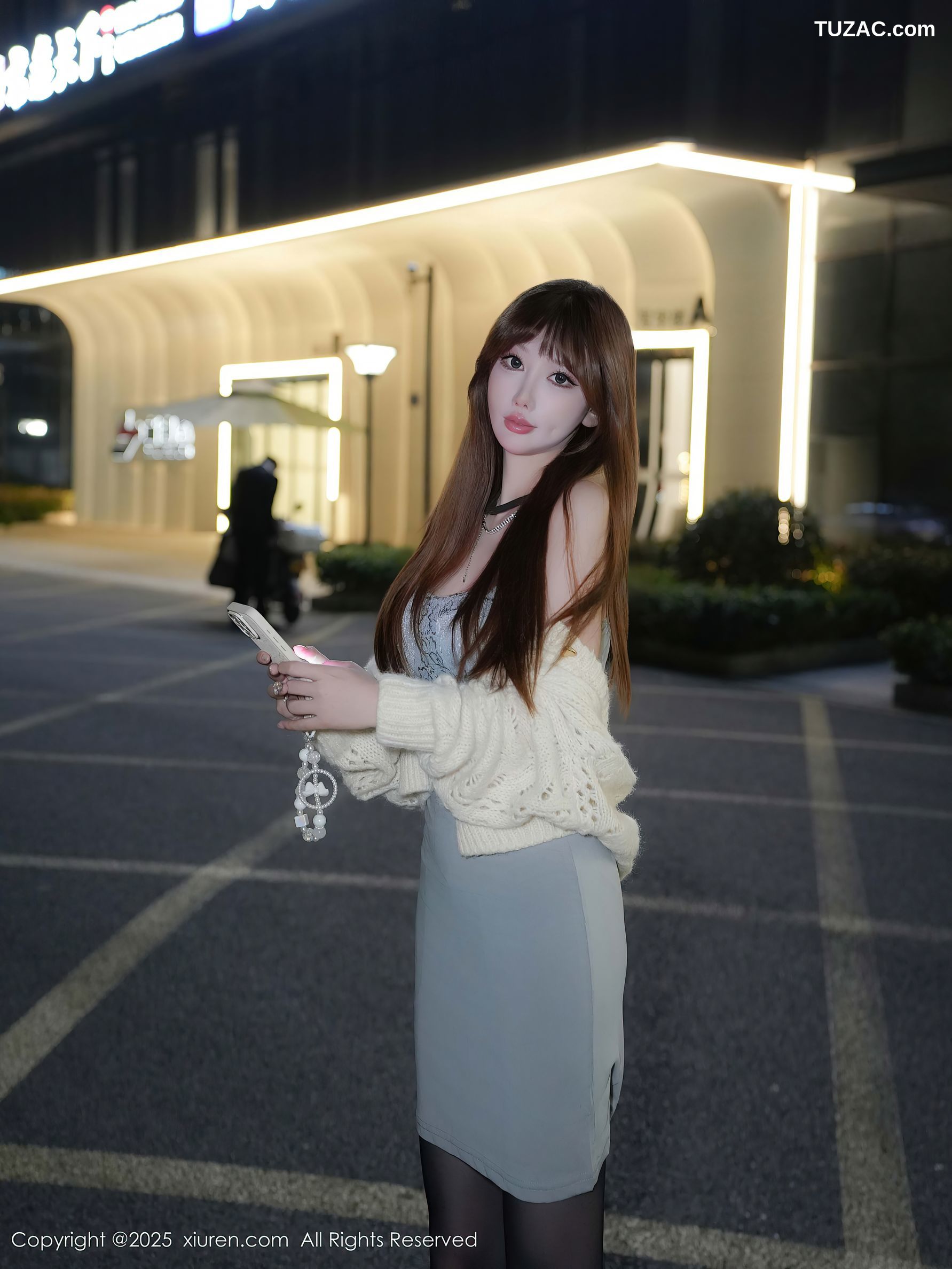 XiuRen秀人网-9765-李金金-灰色连衣短裙黑丝-2025.01.16