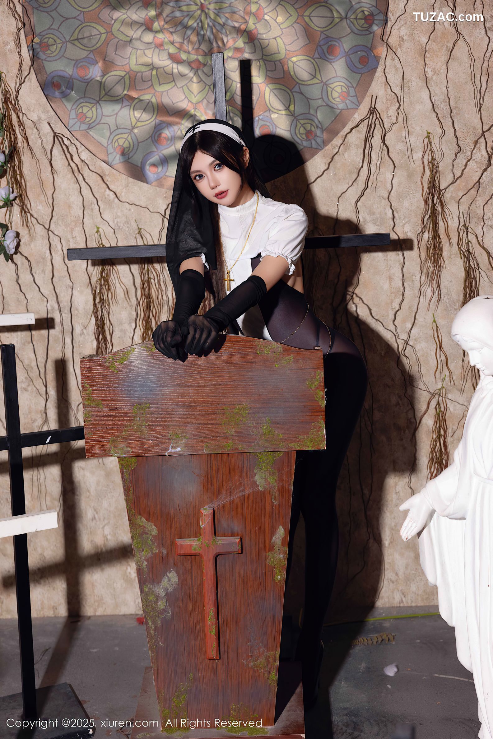XiuRen秀人网-9774-绮里嘉ula-情趣修女轻透黑纱连体-2025.01.17
