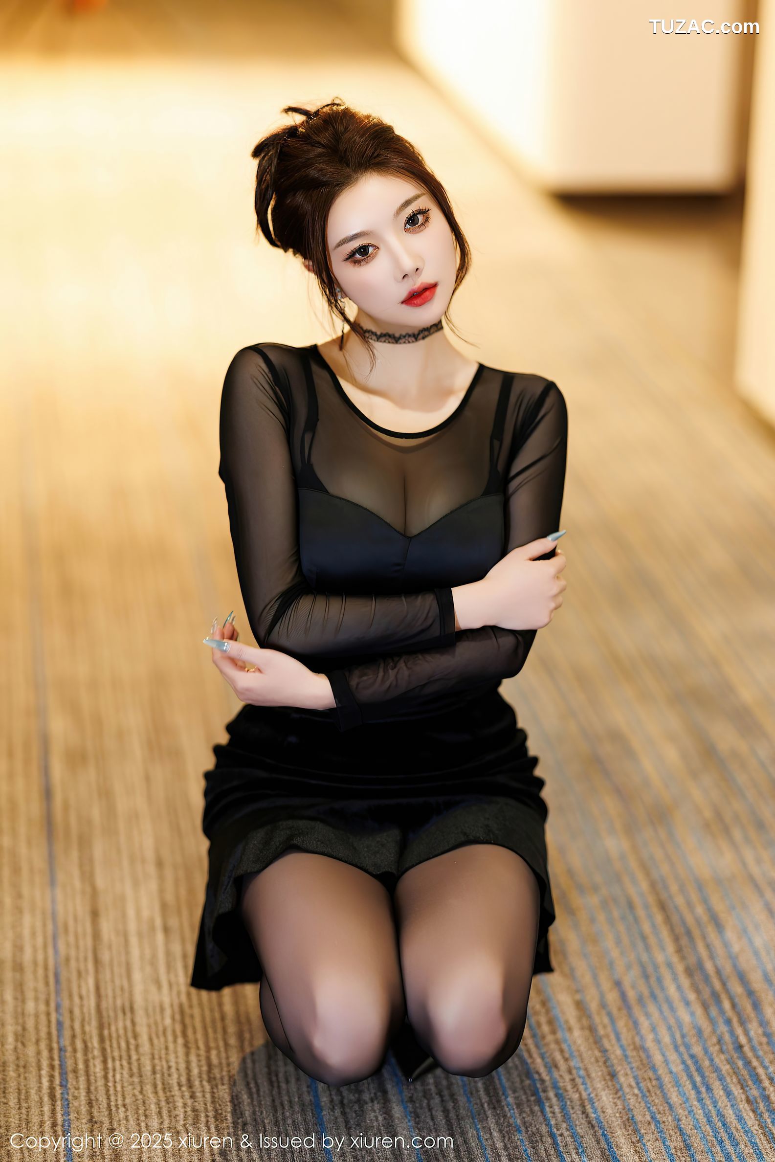 XiuRen秀人网-9776-杨晨晨Yome-黑纱连衣裙黑色内衣-2025.01.17