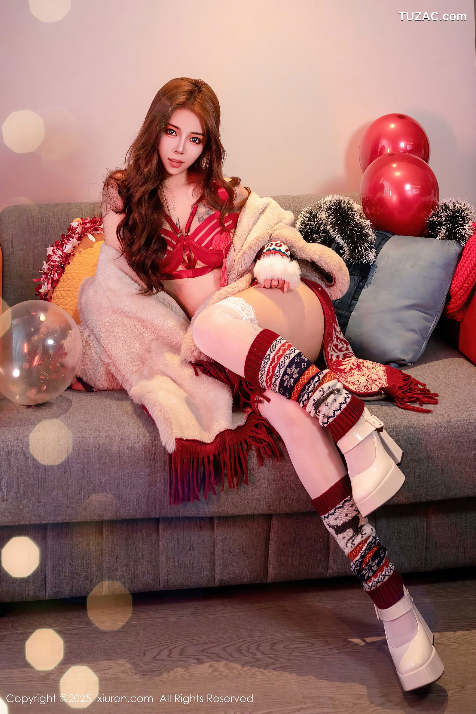 XiuRen秀人网-9789-沐娜娜-新年红色装扮爆乳-2025.01.21