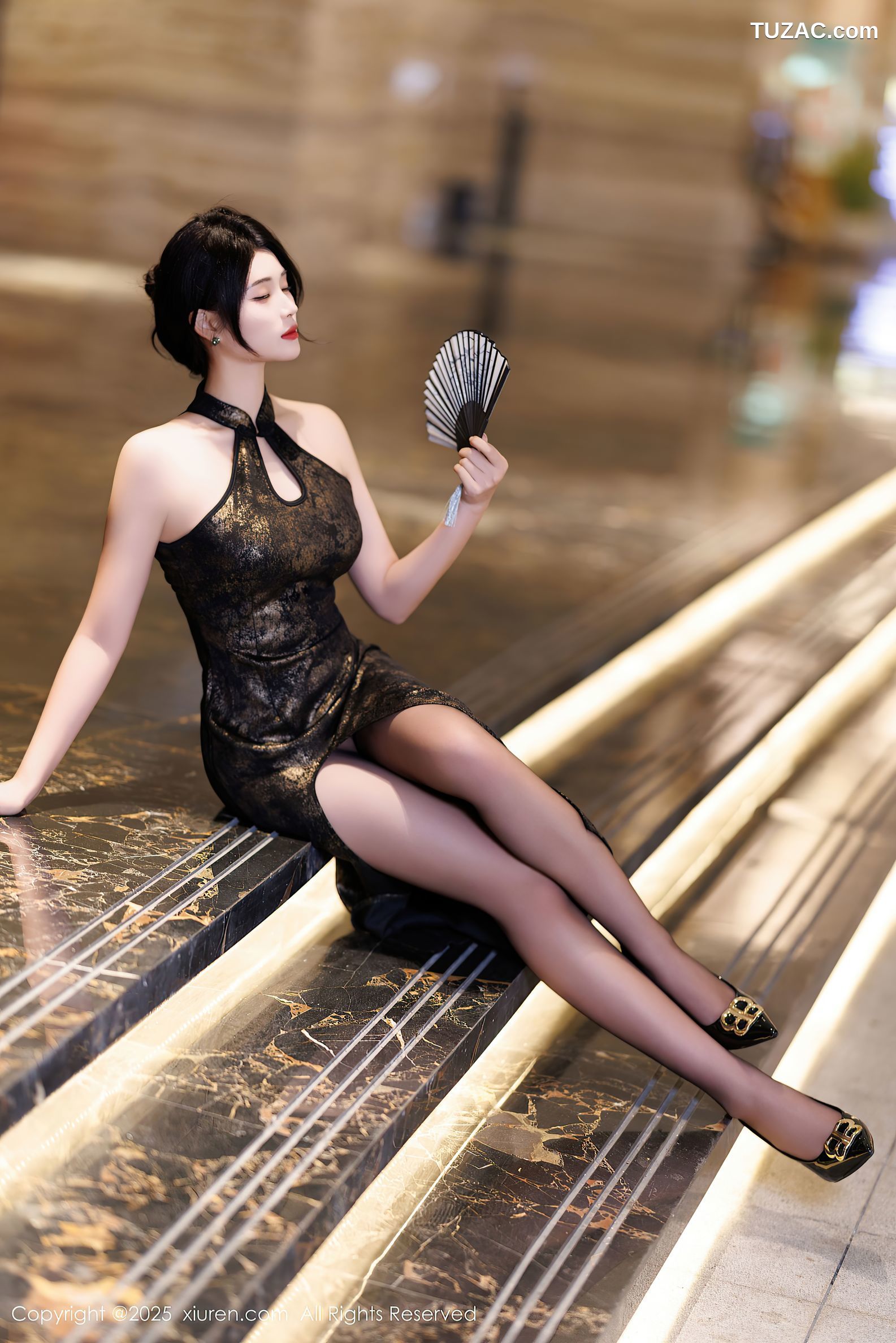 XiuRen秀人网-9793-南乔-黑色旗袍黑蕾丝情趣内衣-2025.01.21