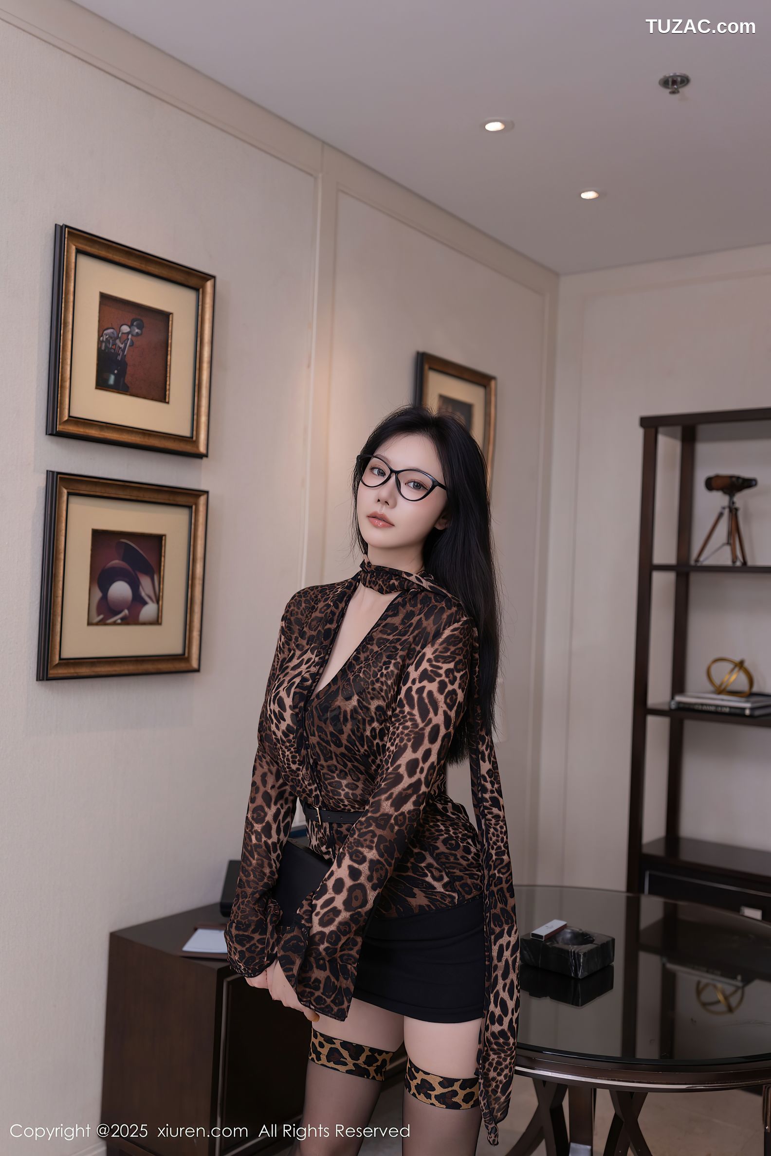 XiuRen秀人网-9794-安然anran-豹纹衬衫黑短裙豹纹内衣-2025.01.21