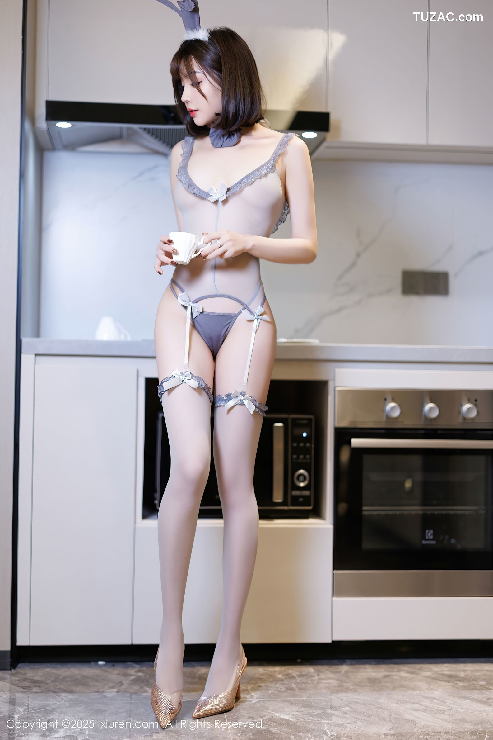 XiuRen秀人网-9805-徐莉芝Booty-轻透蓝色蕾丝短裙灰色内衣-2025.01.23