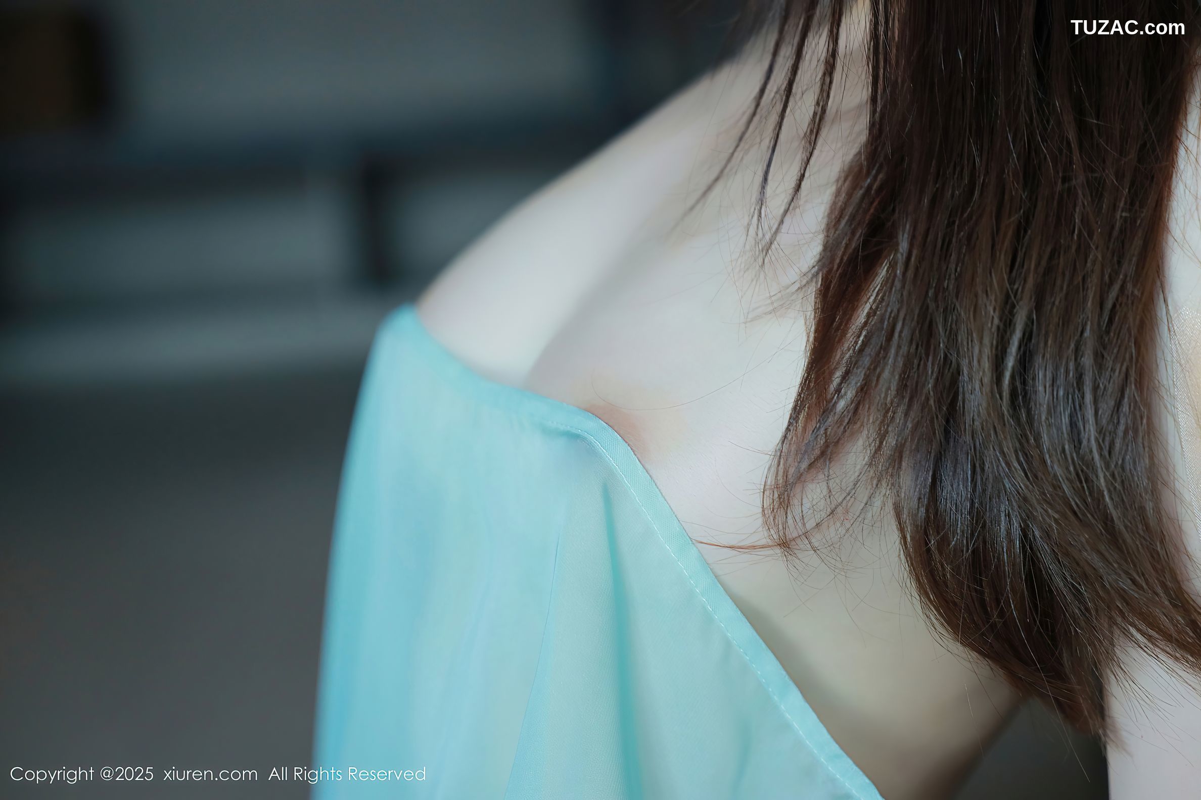 XiuRen秀人网-9807-Evelyn艾莉-轻透绿纱衣白丝少女-2025.01.24