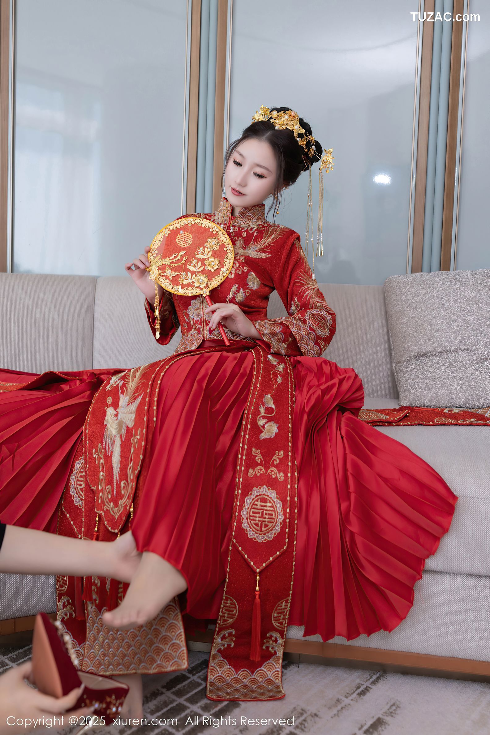 XiuRen秀人网-9811-杏子Yada-红色新娘装红色内衣-2025.01.24