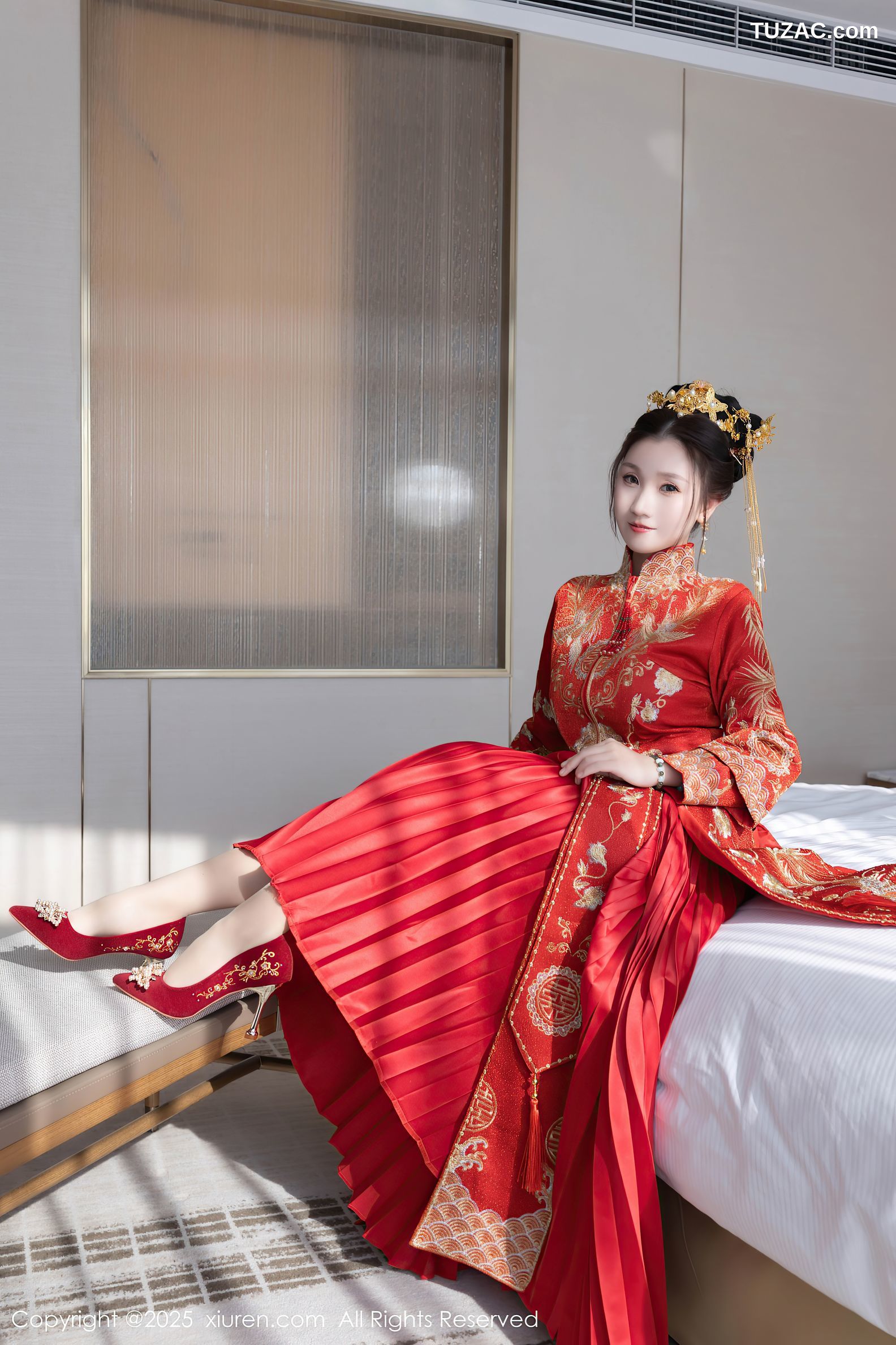 XiuRen秀人网-9811-杏子Yada-红色新娘装红色内衣-2025.01.24