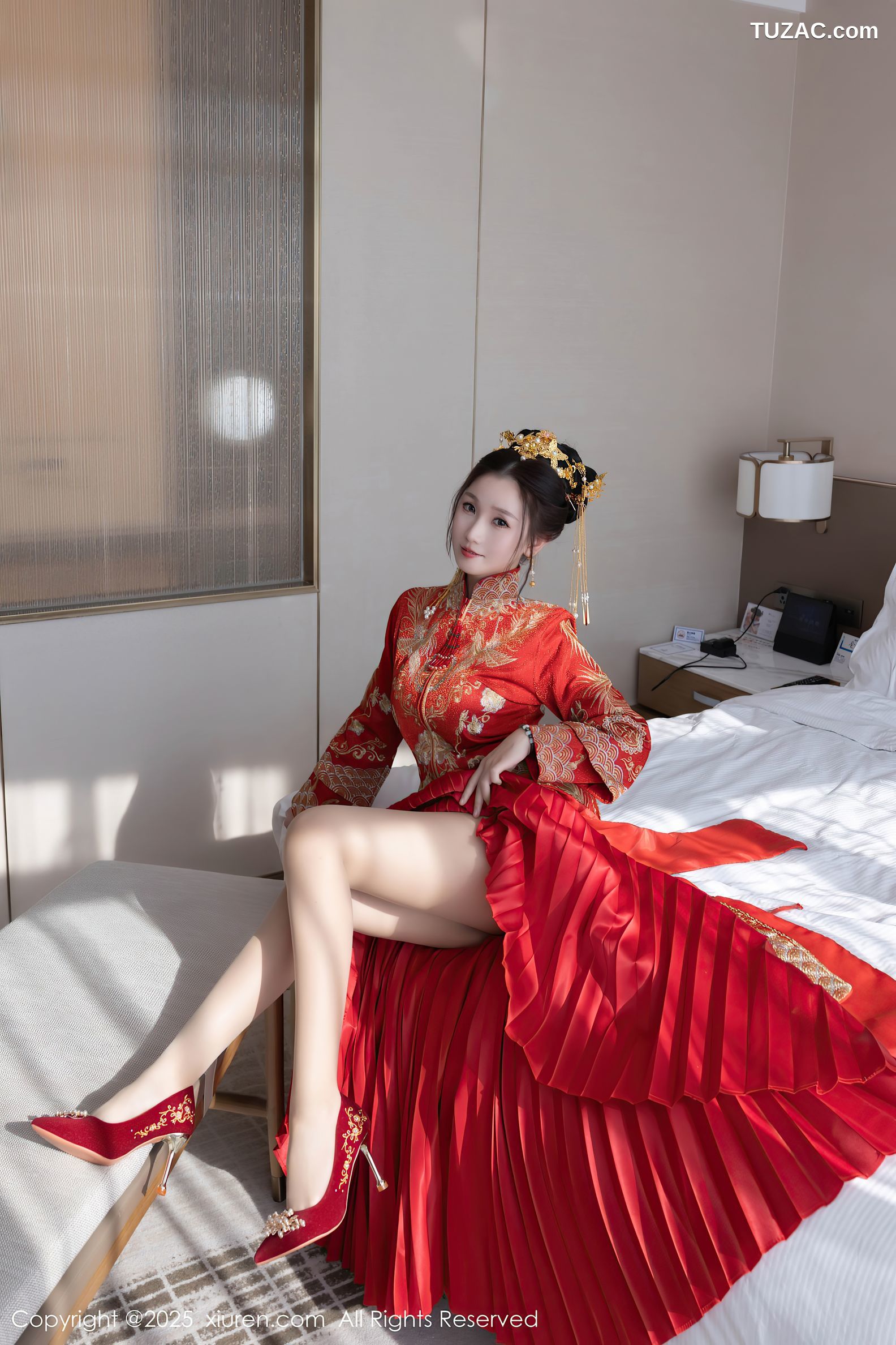XiuRen秀人网-9811-杏子Yada-红色新娘装红色内衣-2025.01.24