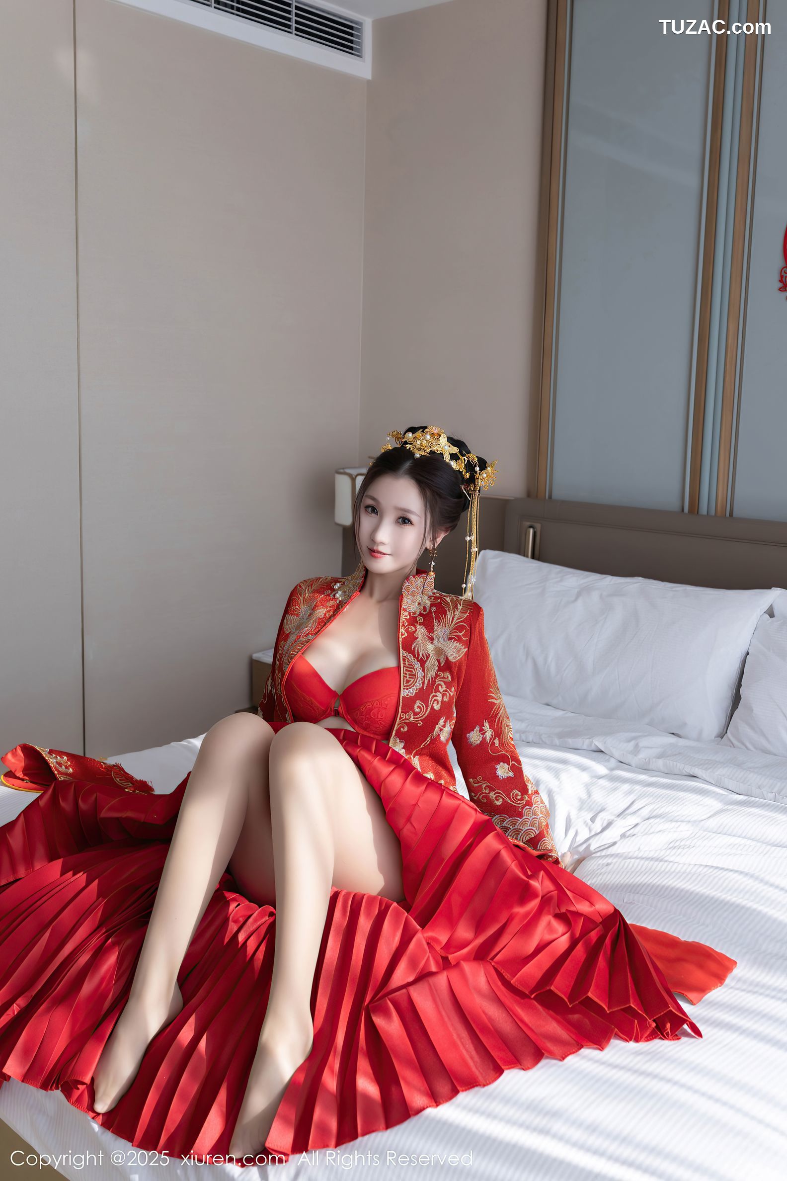 XiuRen秀人网-9811-杏子Yada-红色新娘装红色内衣-2025.01.24