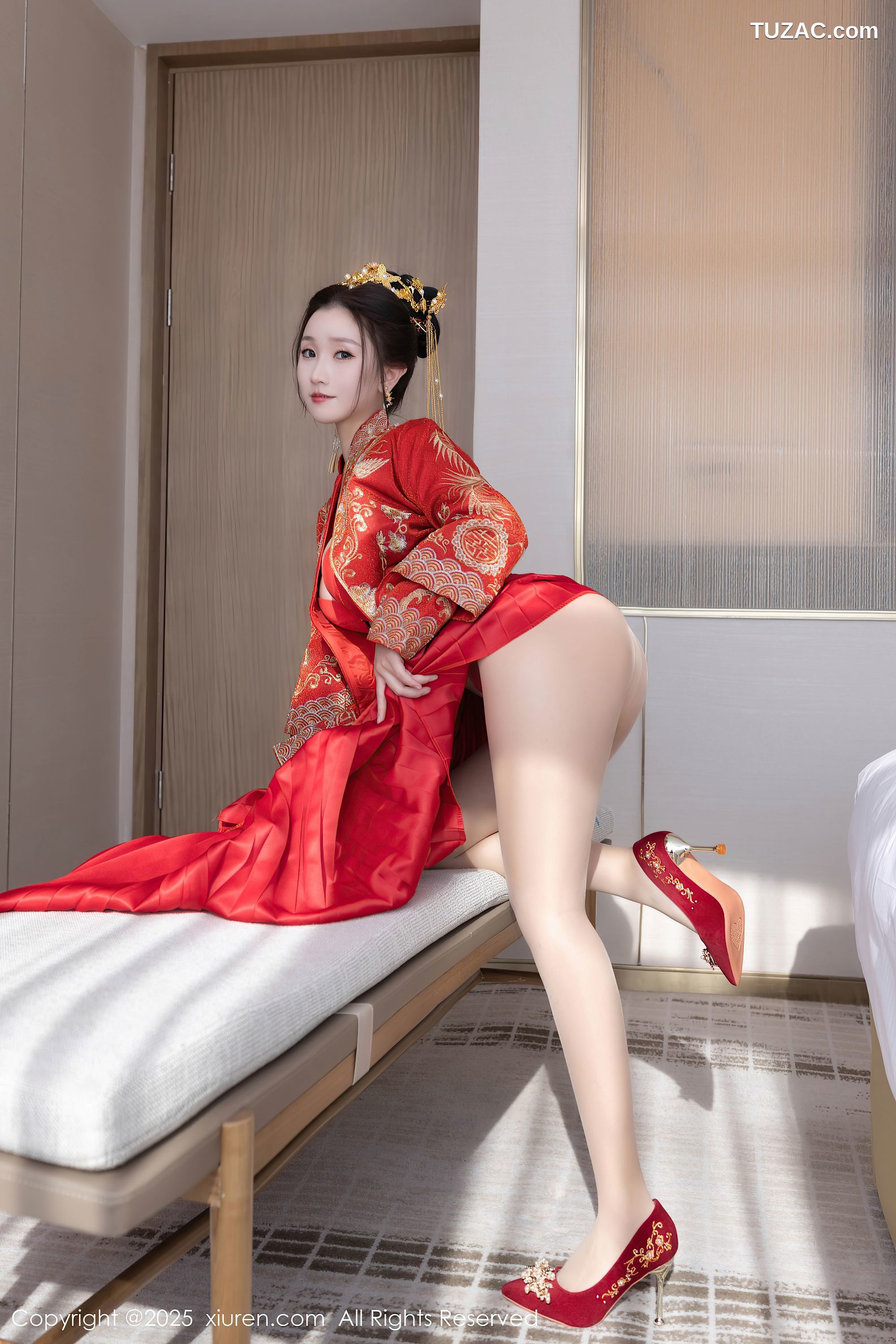 XiuRen秀人网-9811-杏子Yada-红色新娘装红色内衣-2025.01.24