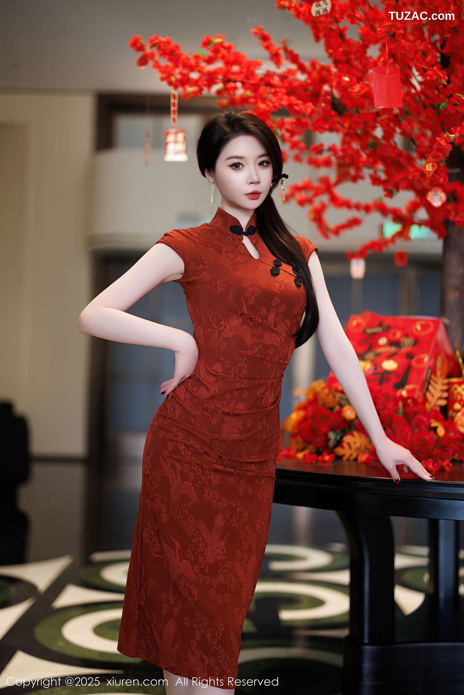 XiuRen秀人网-9812-梦心玥-红色旗袍红色内衣-2025.01.24