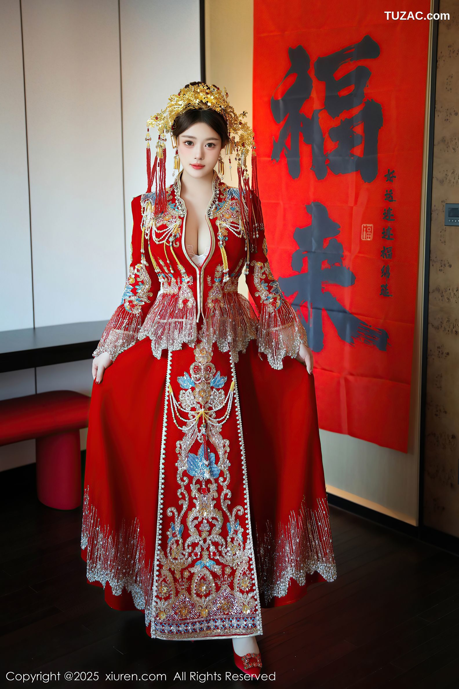 XiuRen秀人网-9823-蛋蛋宝-新春特辑-古风红装白蕾丝内衣爆乳-2025.01.25