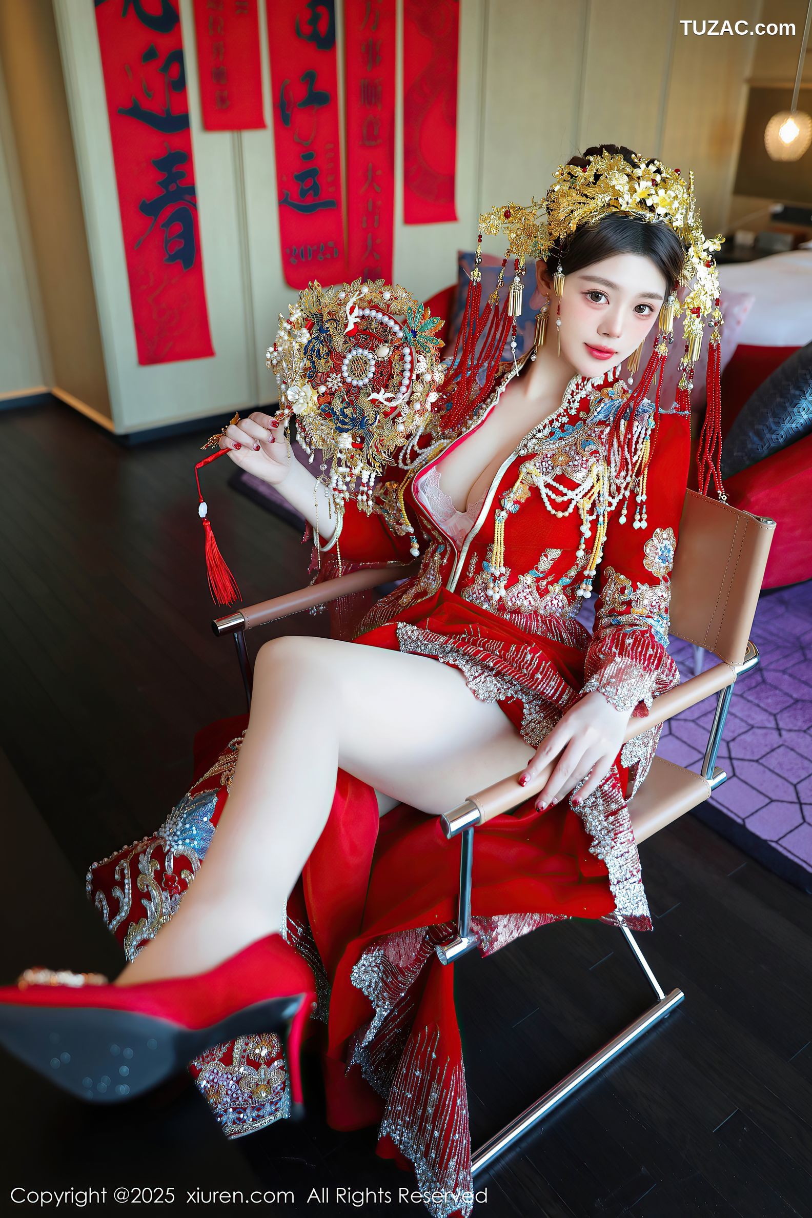 XiuRen秀人网-9823-蛋蛋宝-新春特辑-古风红装白蕾丝内衣爆乳-2025.01.25