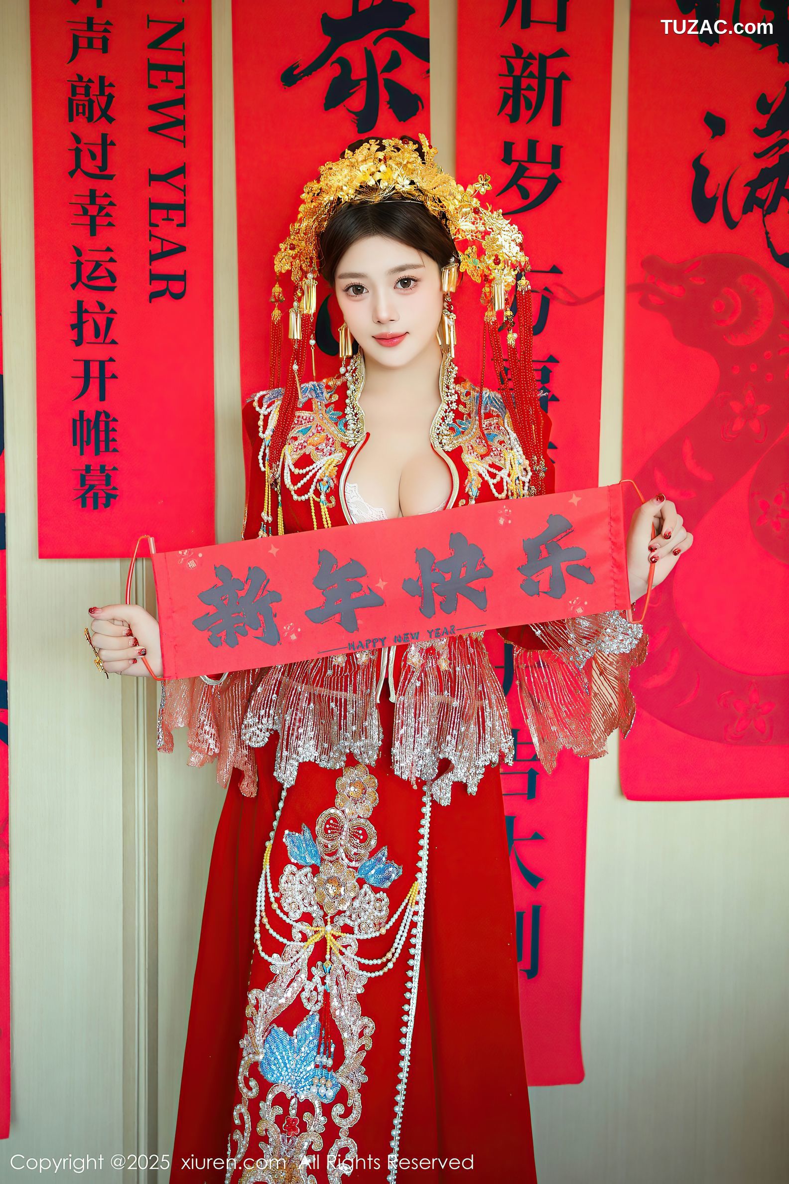 XiuRen秀人网-9823-蛋蛋宝-新春特辑-古风红装白蕾丝内衣爆乳-2025.01.25