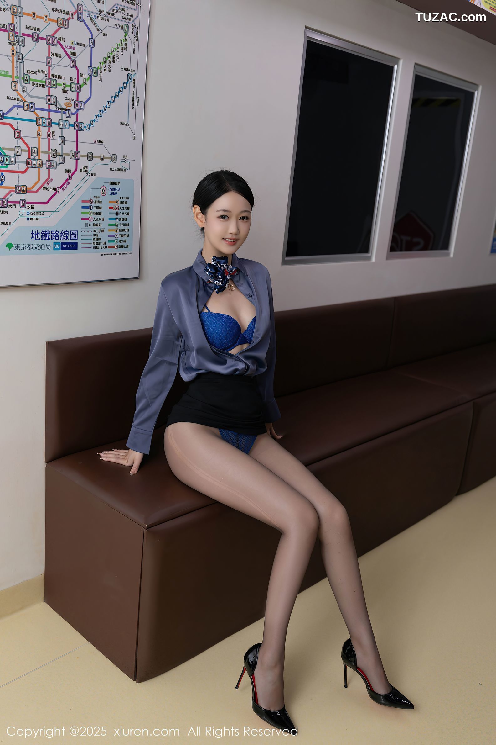 XiuRen秀人网-9824-唐安琪-空姐制服灰衬衫蓝色内衣-2025.01.25