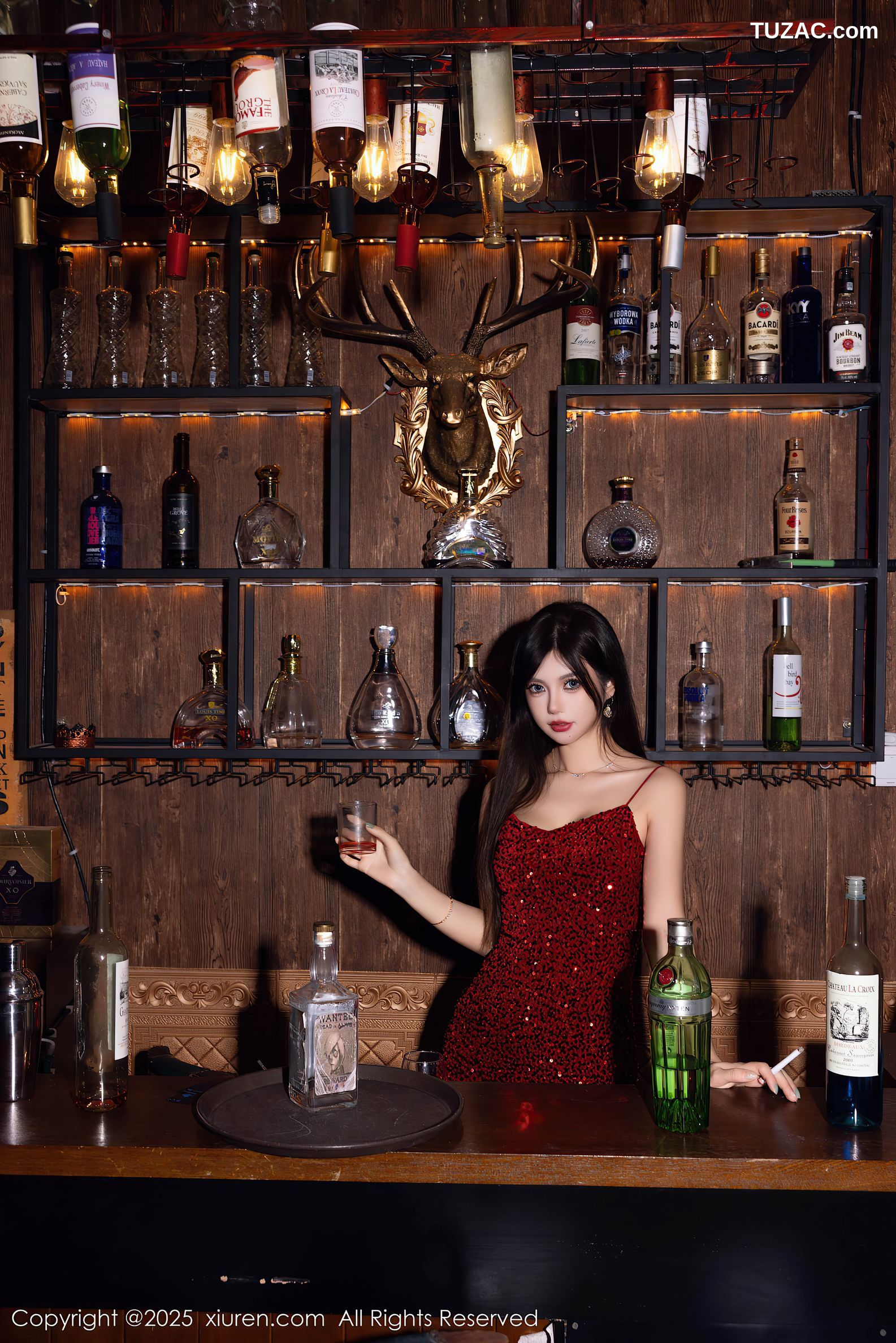 XiuRen秀人网-9828-绮里嘉ula-红色吊带礼裙纸牌桌诱惑-2025.01.26