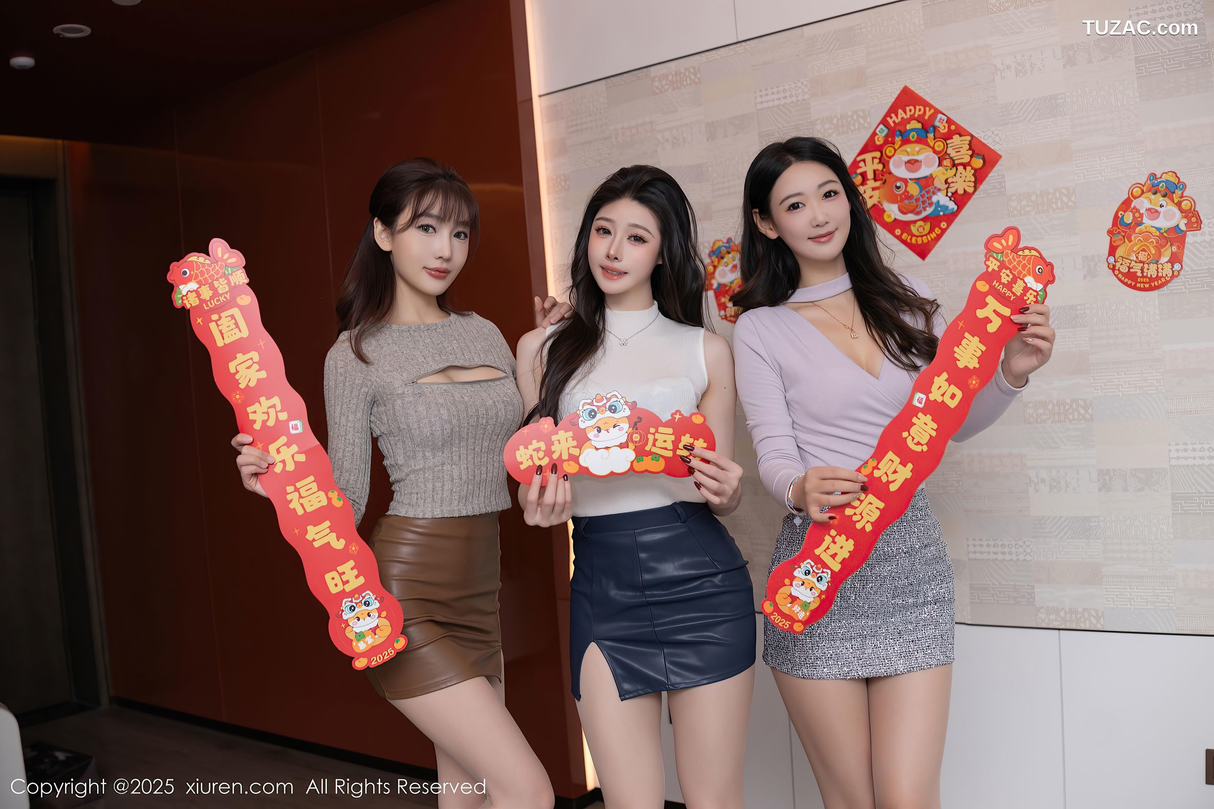 XiuRen秀人网-9832-小逗逗-唐安琪-陆萱萱-三女神翘臀美腿红纱肚兜-2025.01.26