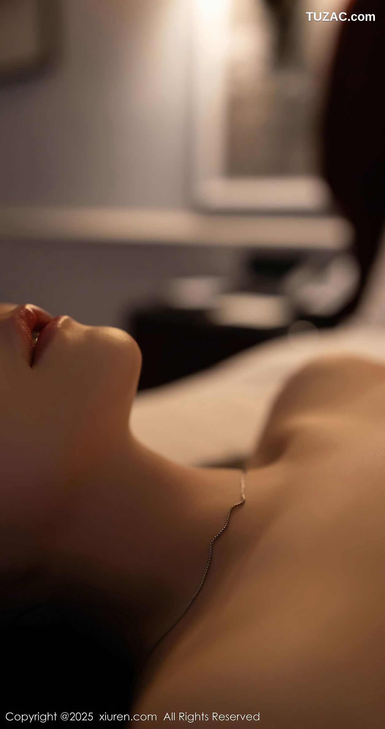 XiuRen秀人网-9835-鱼子酱Fish-黑色大衣死库水黑丝绑缚爆乳-2025.01.26