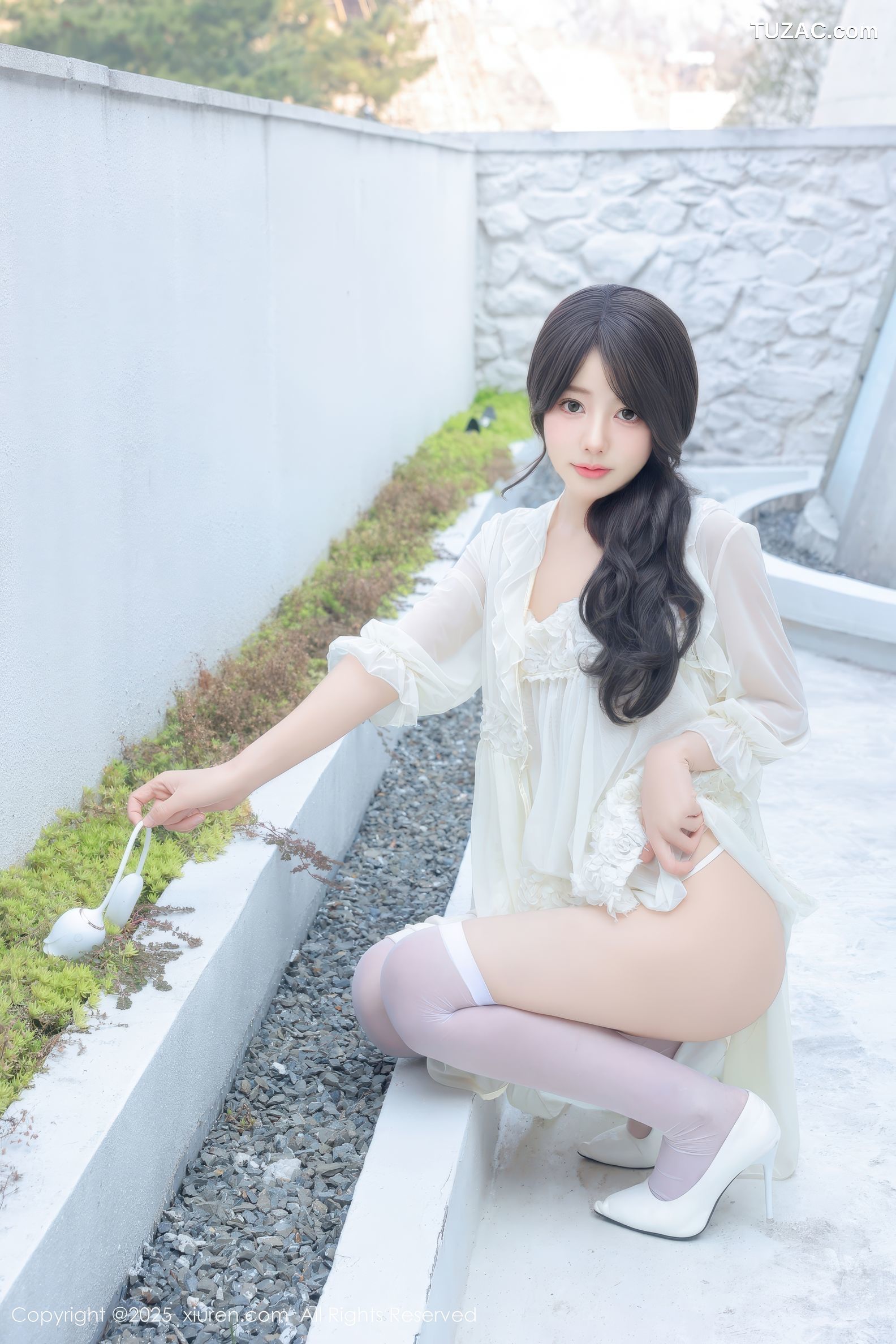 XiuRen秀人网-9851-桃妖夭-轻透白蕾丝睡衣浴缸湿身爆乳-2025.02.07