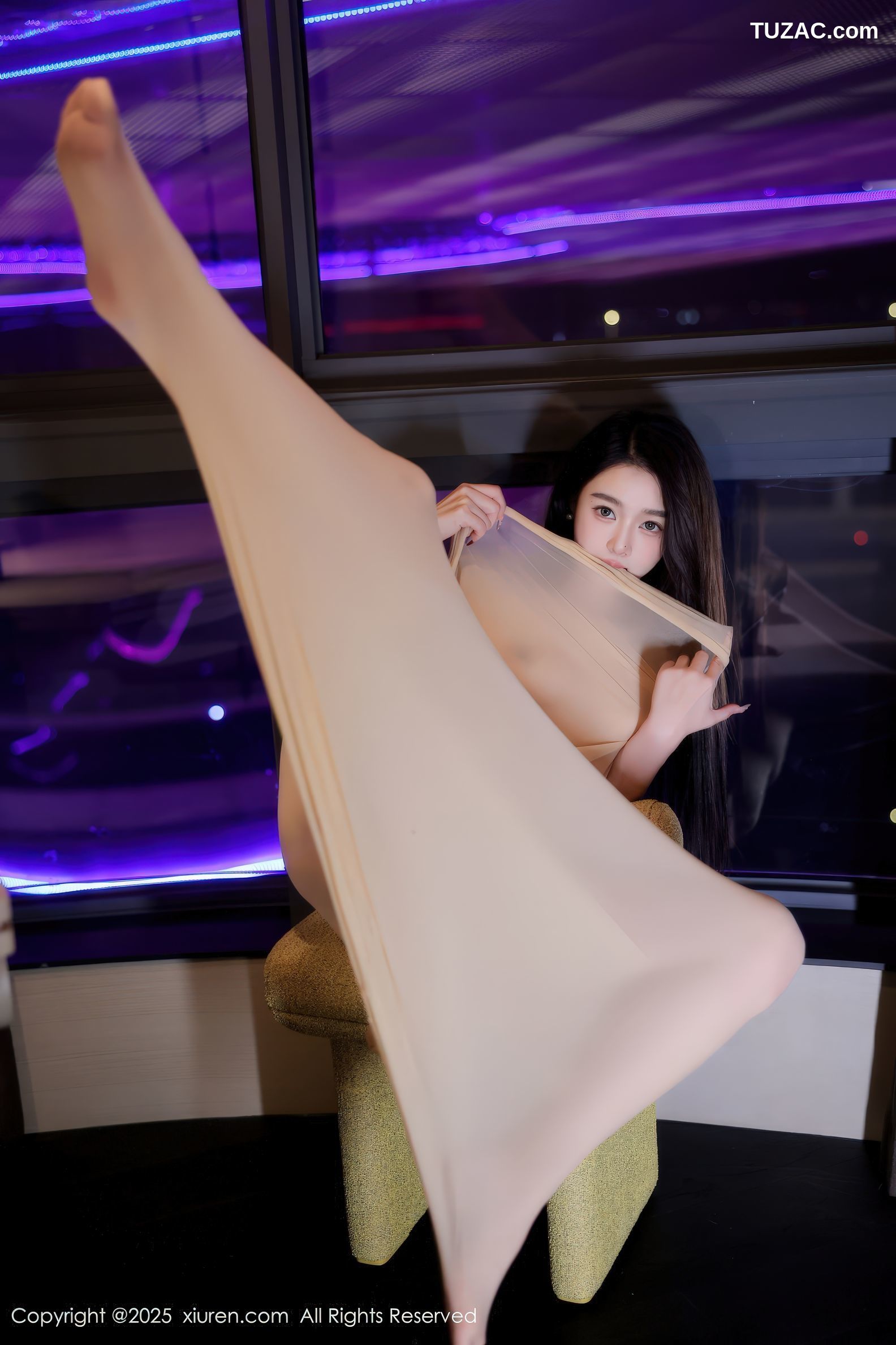 XiuRen秀人网-9860-Candy糖糖-轻透连体肉丝真空爆乳-2025.02.08