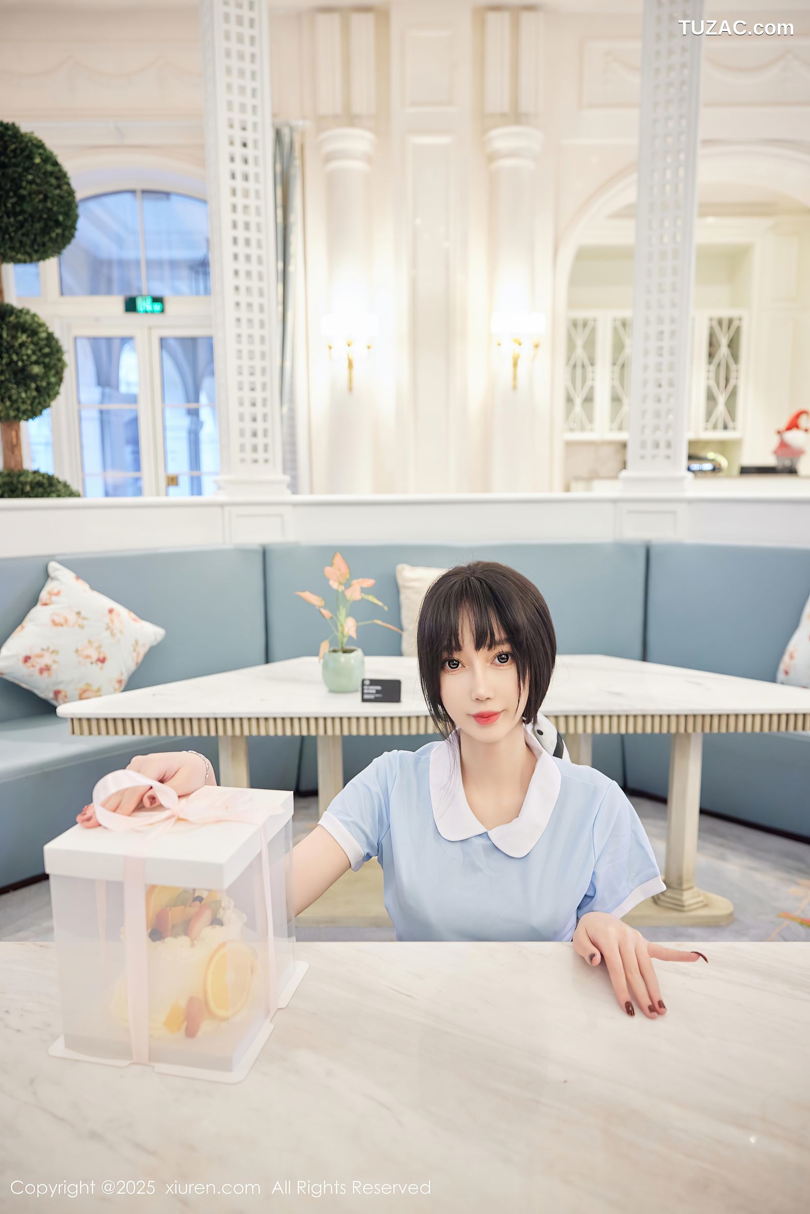 XiuRen秀人网-9864-玥儿玥er-浅蓝短裙人妻-土黄色短裙生日主题爆乳-2025.02.10