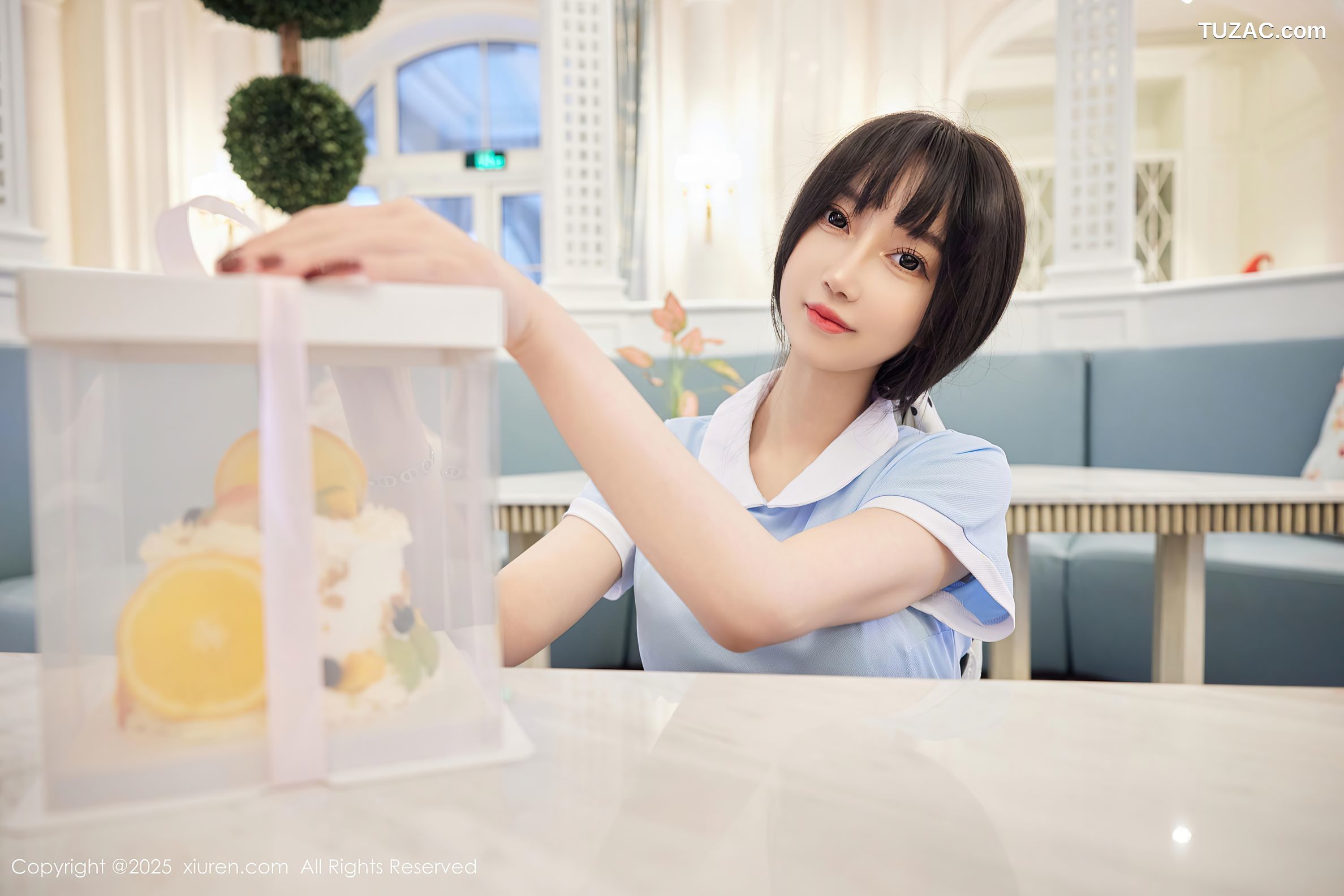 XiuRen秀人网-9864-玥儿玥er-浅蓝短裙人妻-土黄色短裙生日主题爆乳-2025.02.10